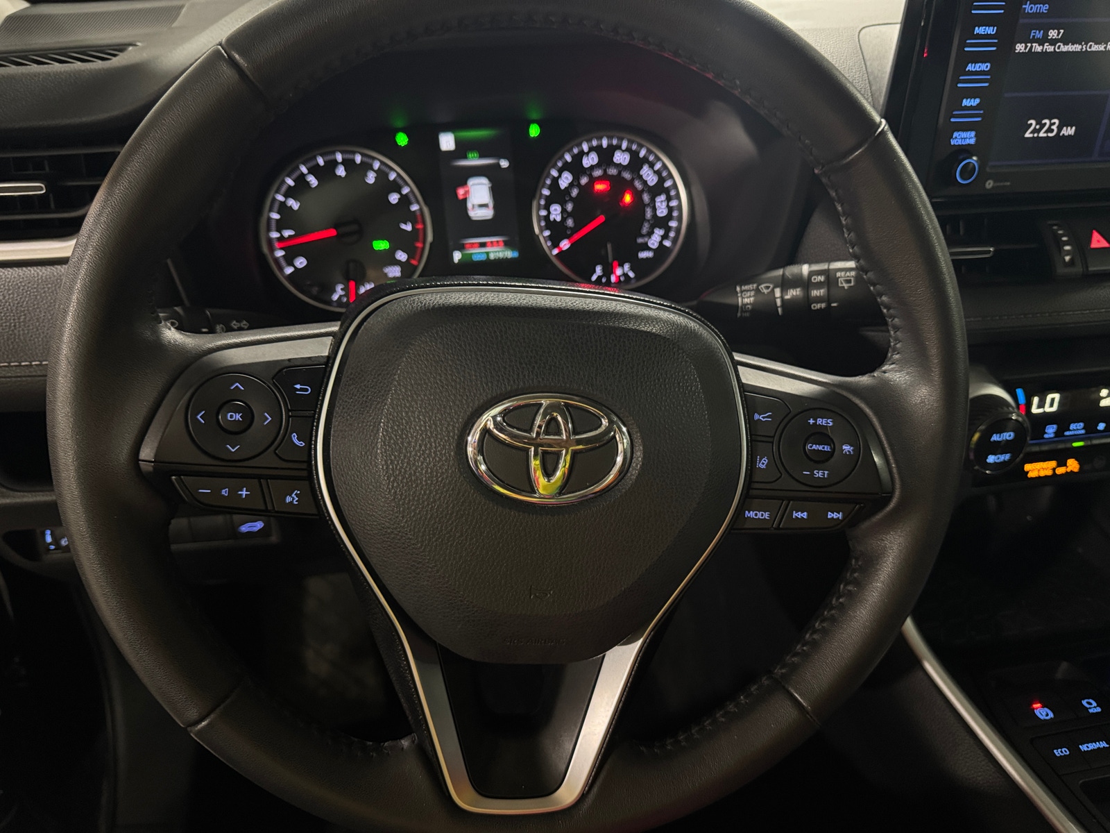Thumbnail: 2022 Toyota RAV4 - 4
