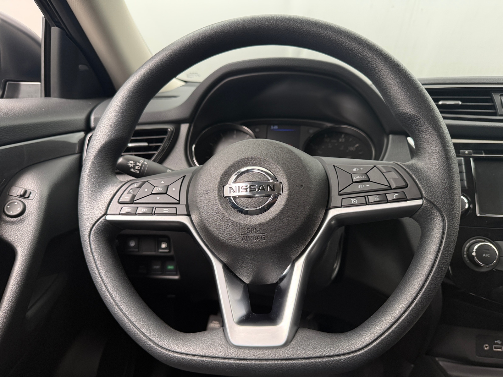 Thumbnail: 2020 Nissan Rogue - 5