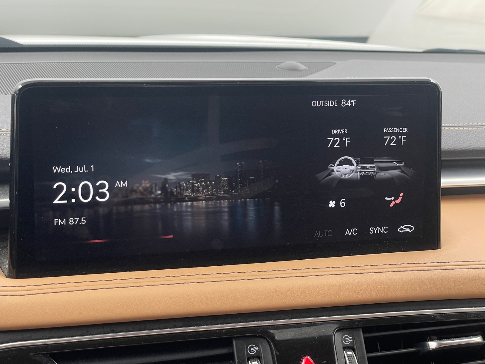 Thumbnail: 2022 Genesis G70 - 3