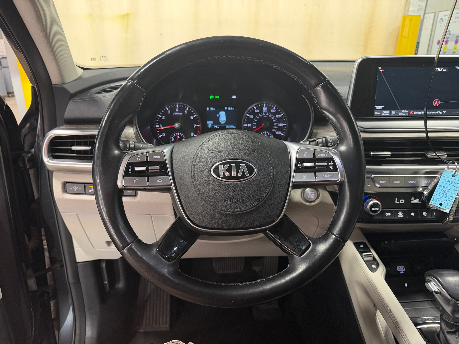Thumbnail: 2020 Kia Telluride - 4