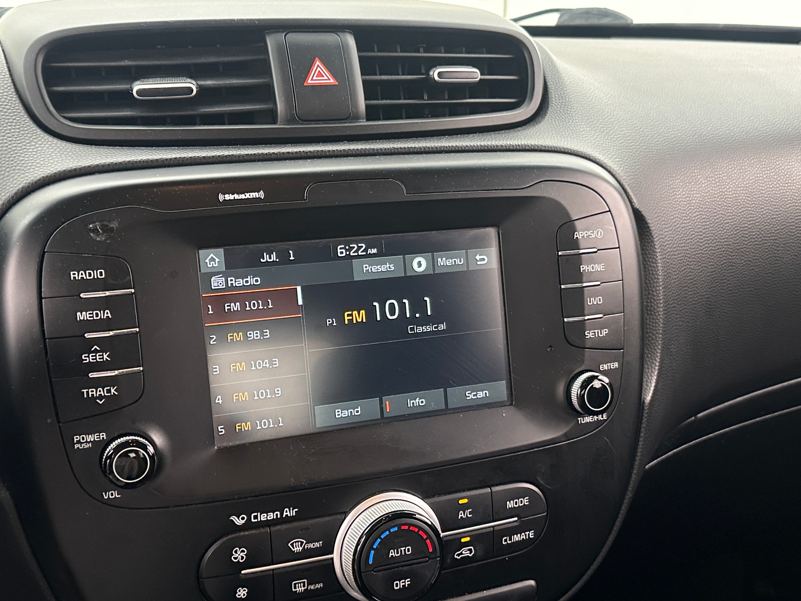 Thumbnail: 2018 Kia Soul - 4