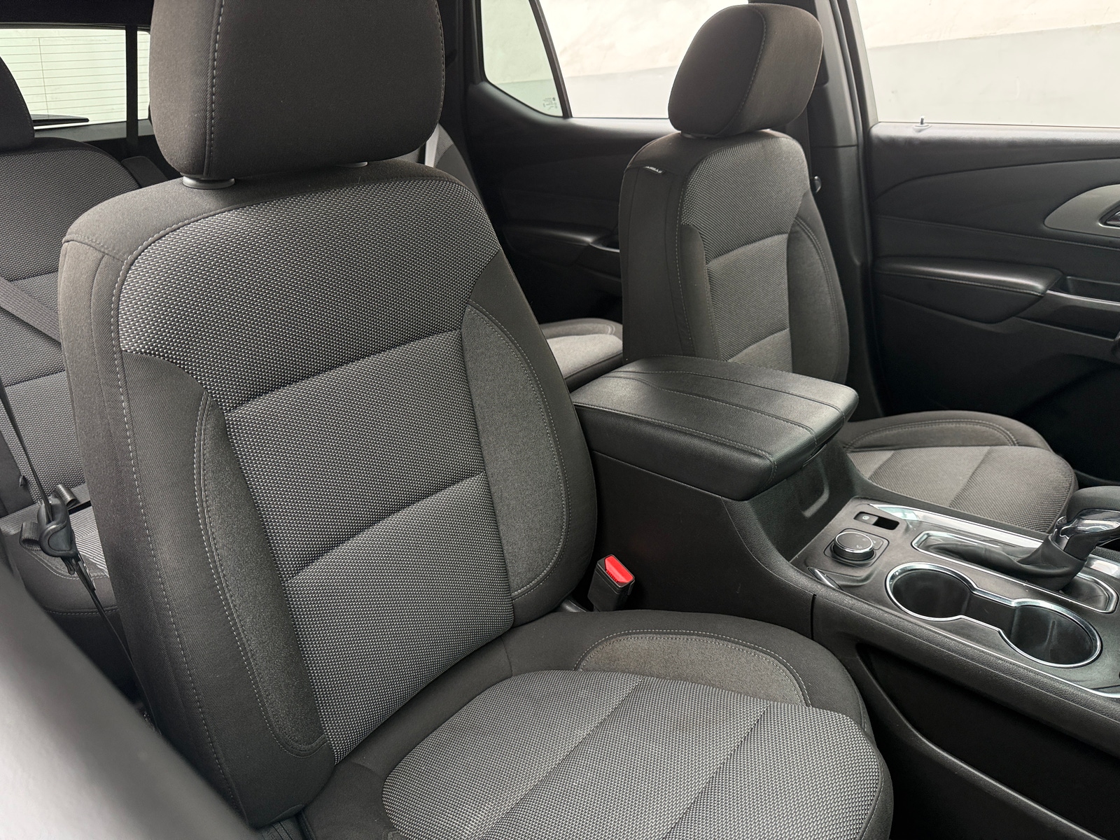 Thumbnail: 2023 Chevrolet Traverse - 2