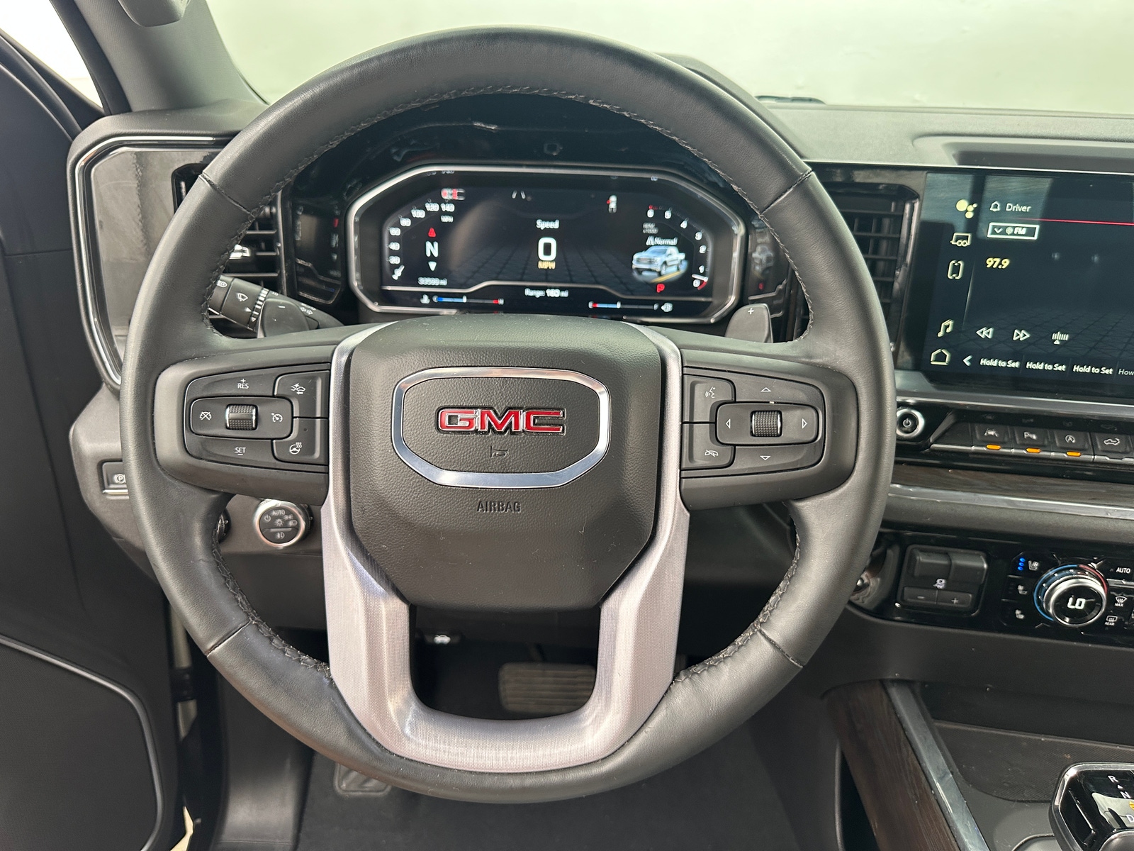 Thumbnail: 2024 GMC Sierra 1500 - 4