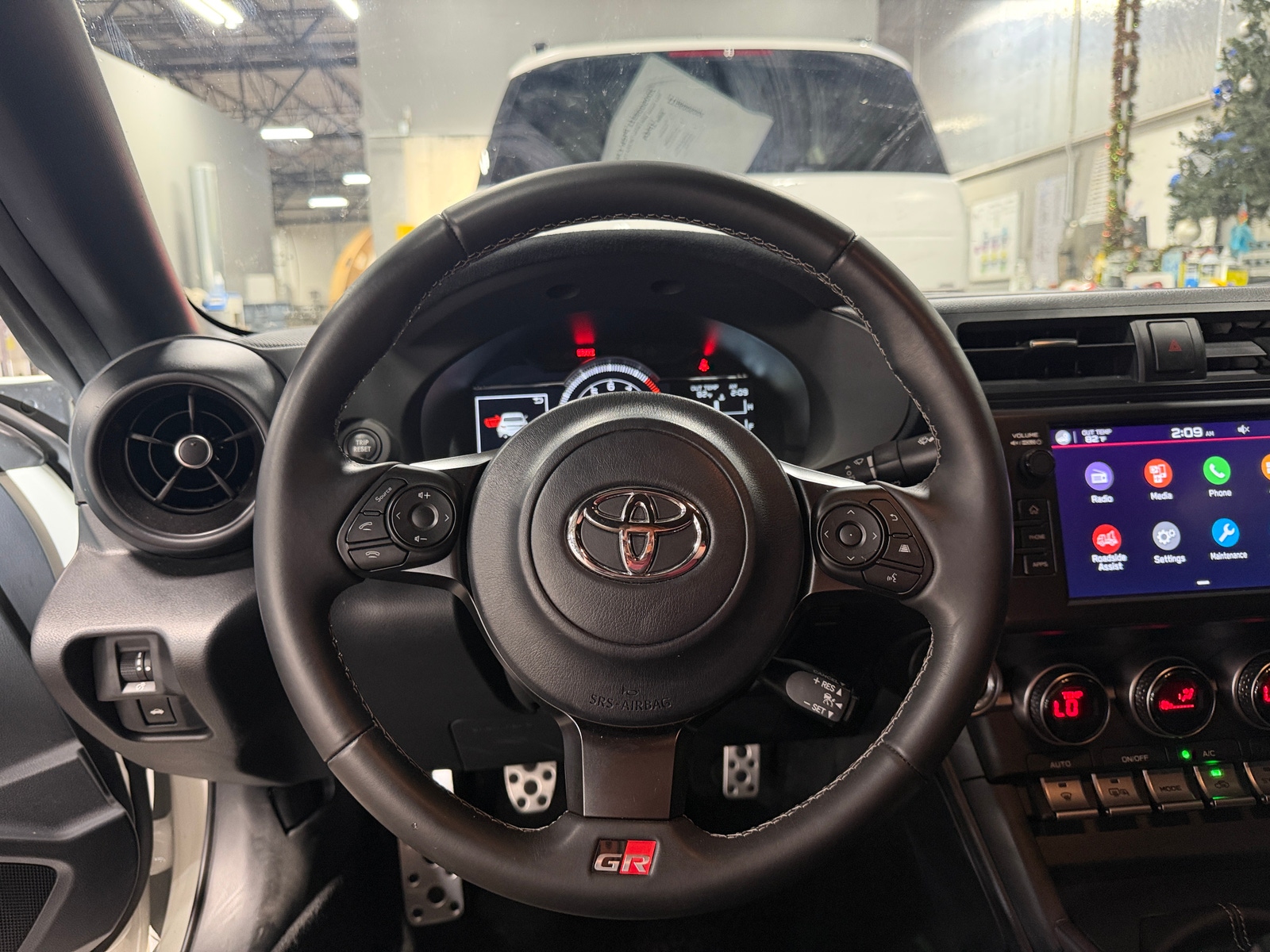 Thumbnail: 2024 Toyota GR86 - 4