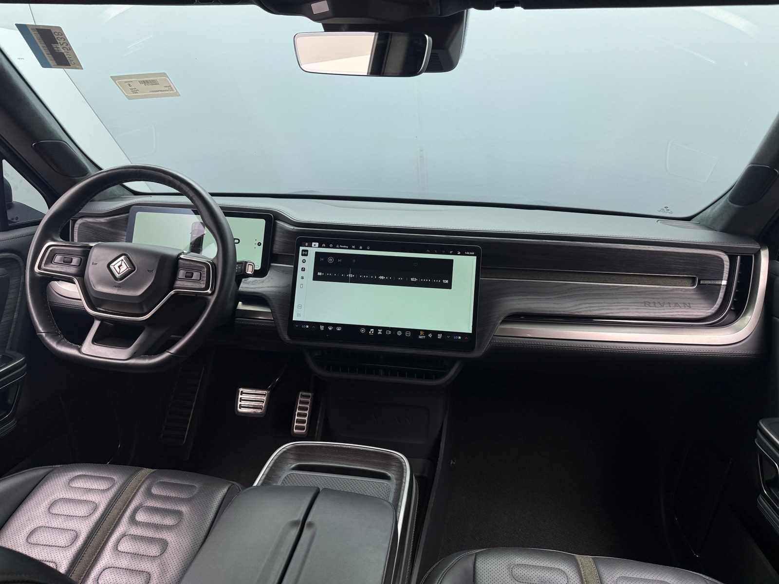Thumbnail: 2023 Rivian R1T - 2
