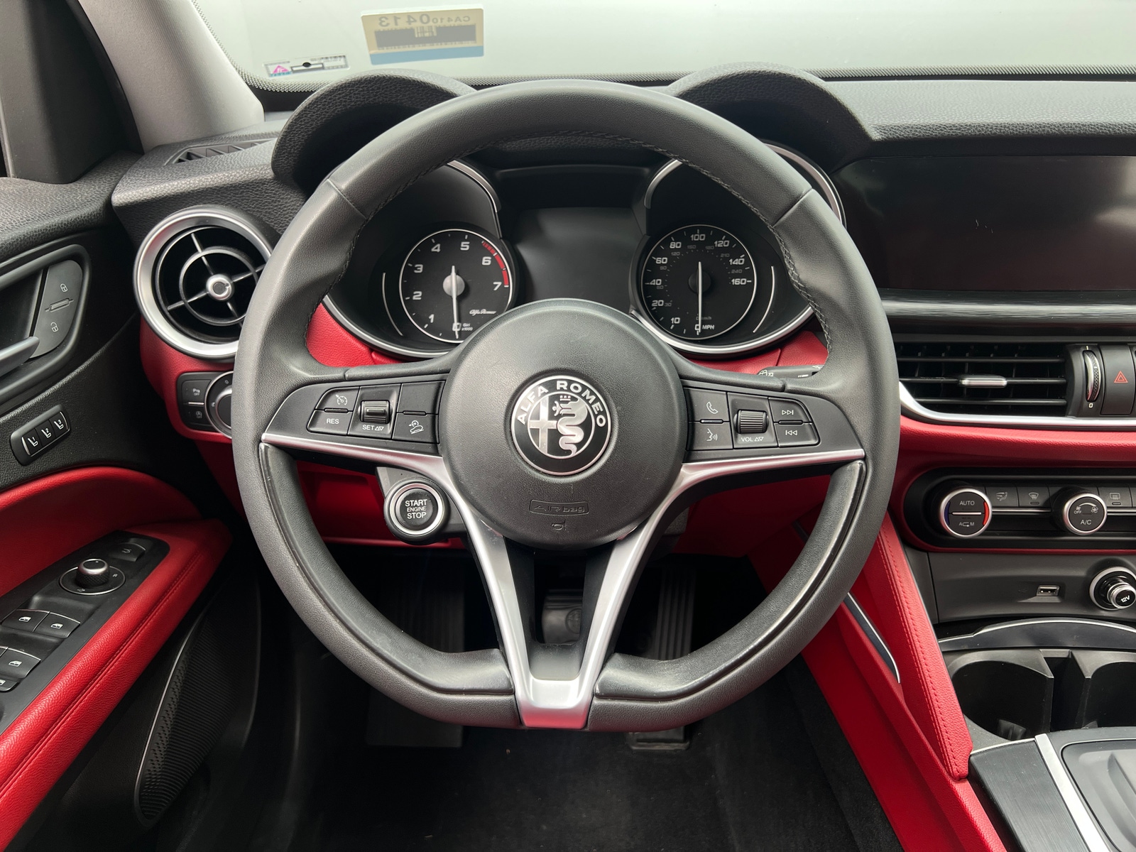 Thumbnail: 2019 Alfa Romeo Stelvio - 4