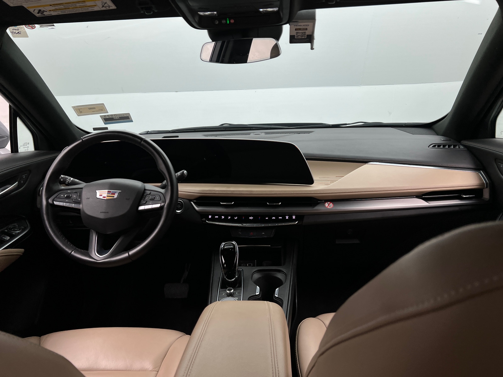 Thumbnail: 2025 Cadillac XT4 - 2