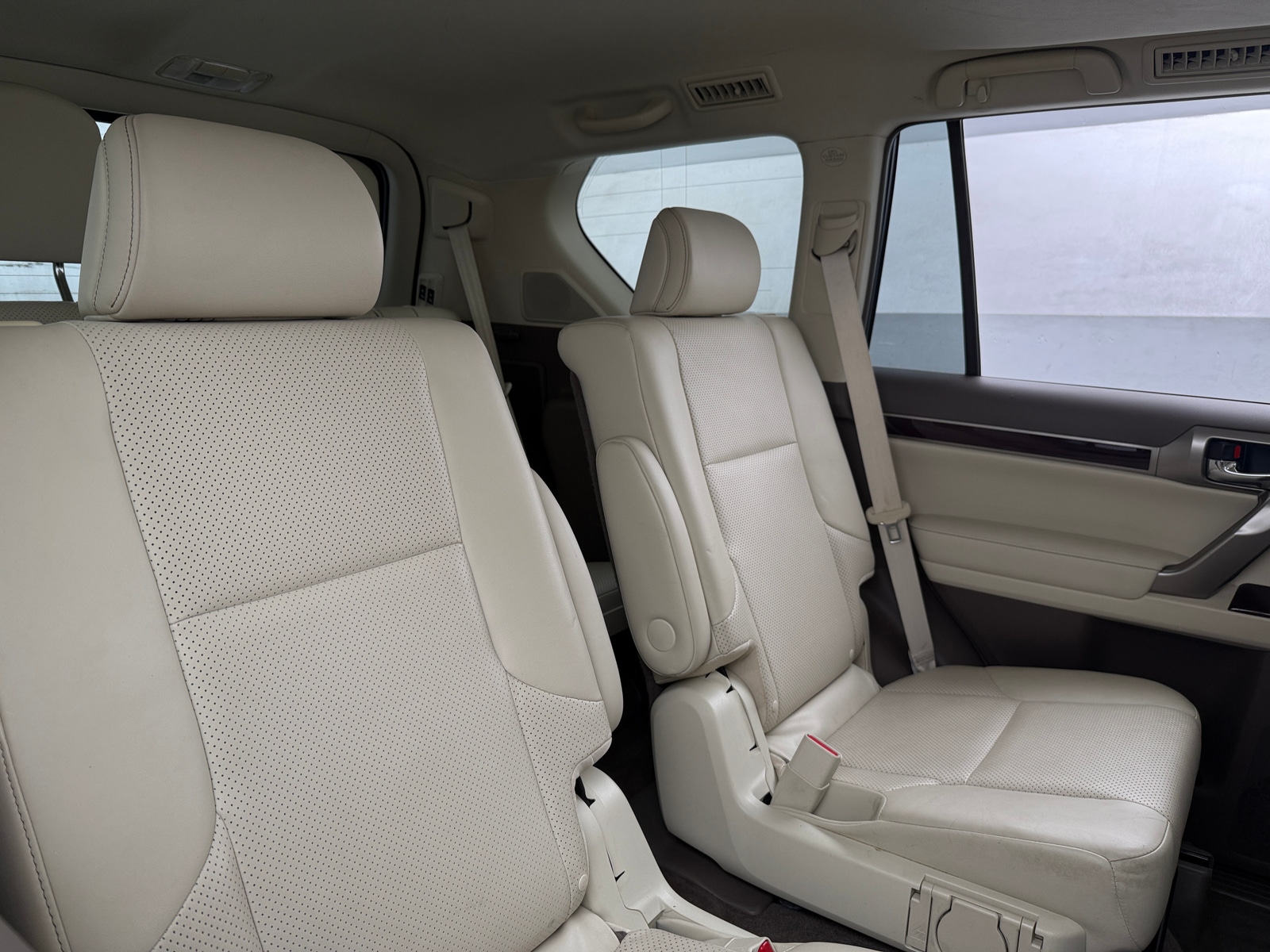 Thumbnail: 2017 Lexus GX - 5