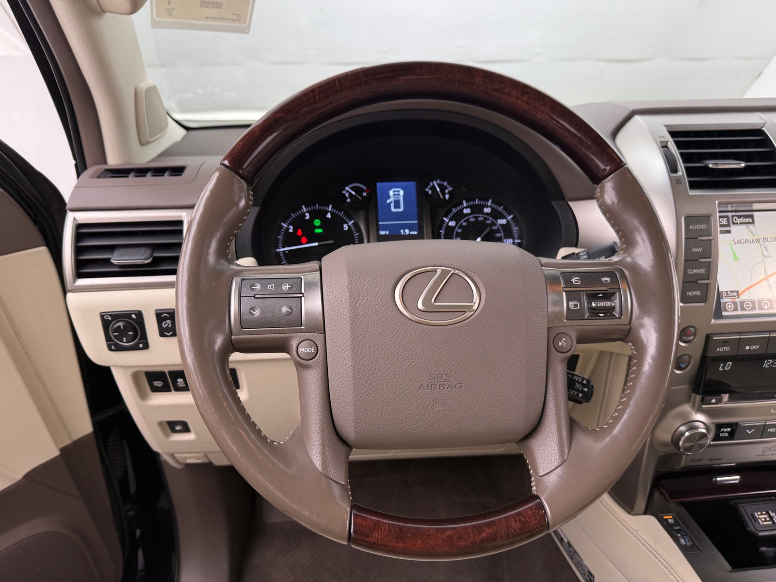 Thumbnail: 2017 Lexus GX - 4