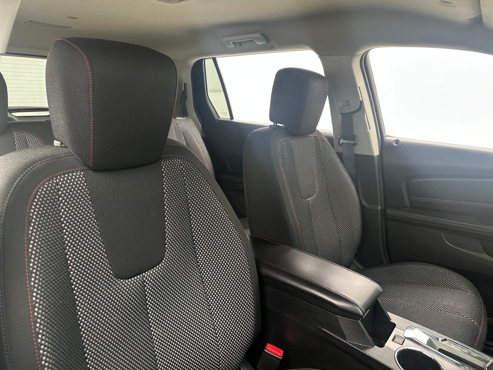 Thumbnail: 2015 GMC Terrain - 2