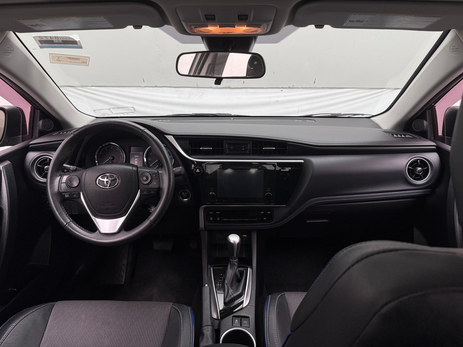 Thumbnail: 2017 Toyota Corolla - 3