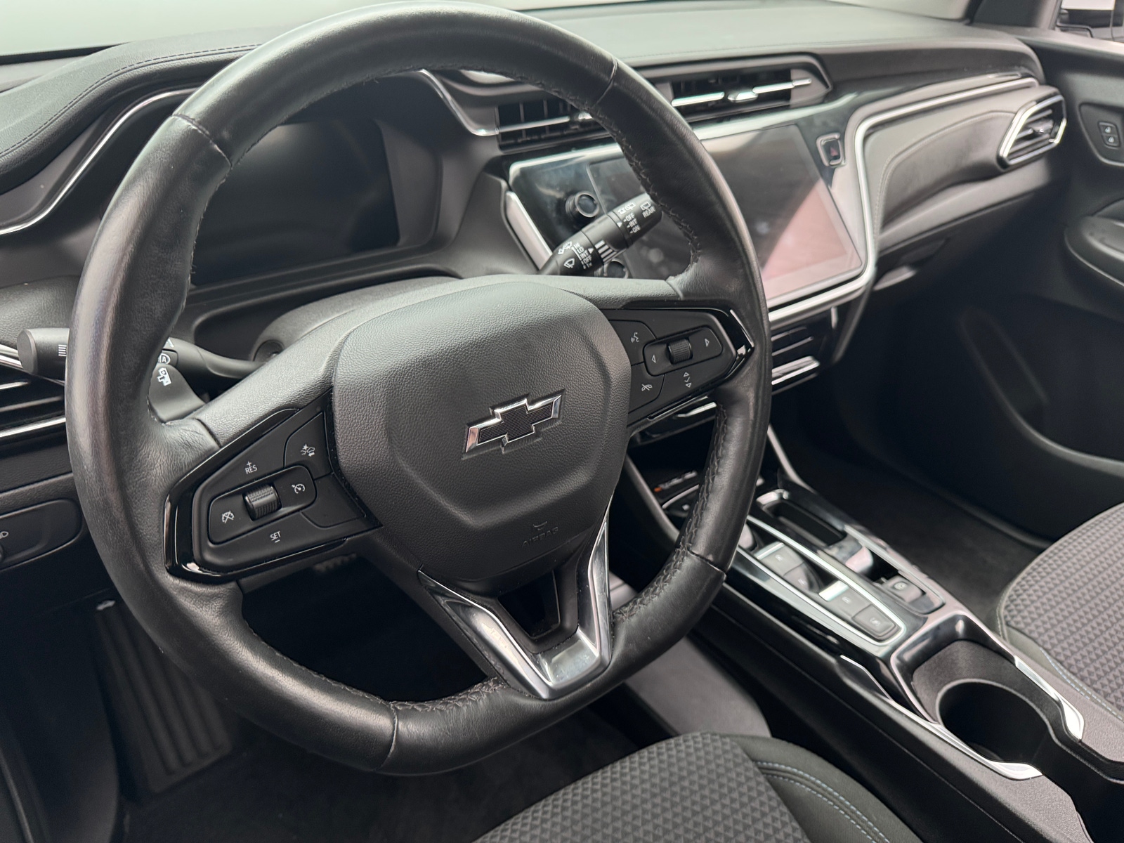Thumbnail: 2023 Chevrolet Bolt EUV - 5