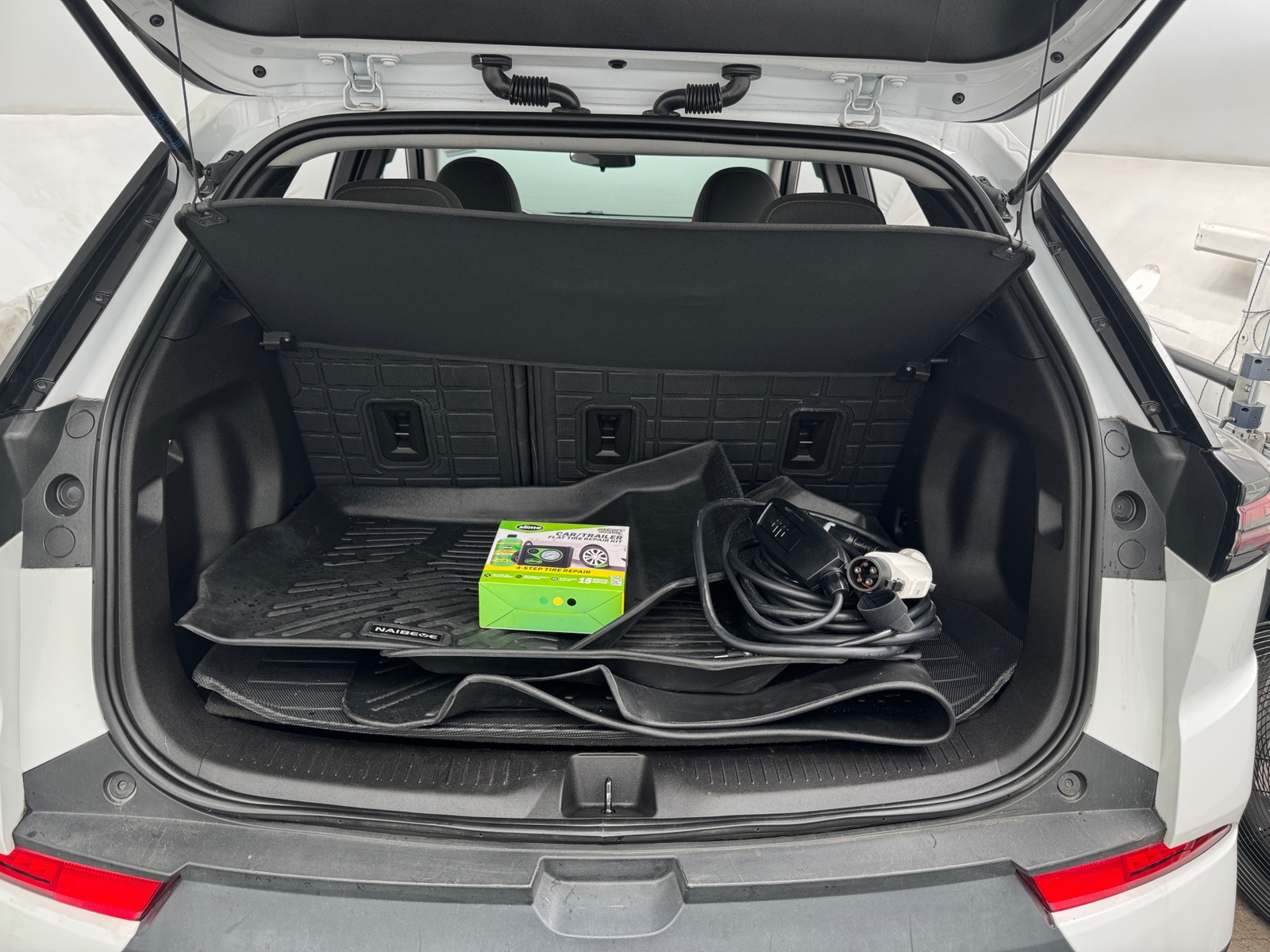 Thumbnail: 2023 Chevrolet Bolt EUV - 7