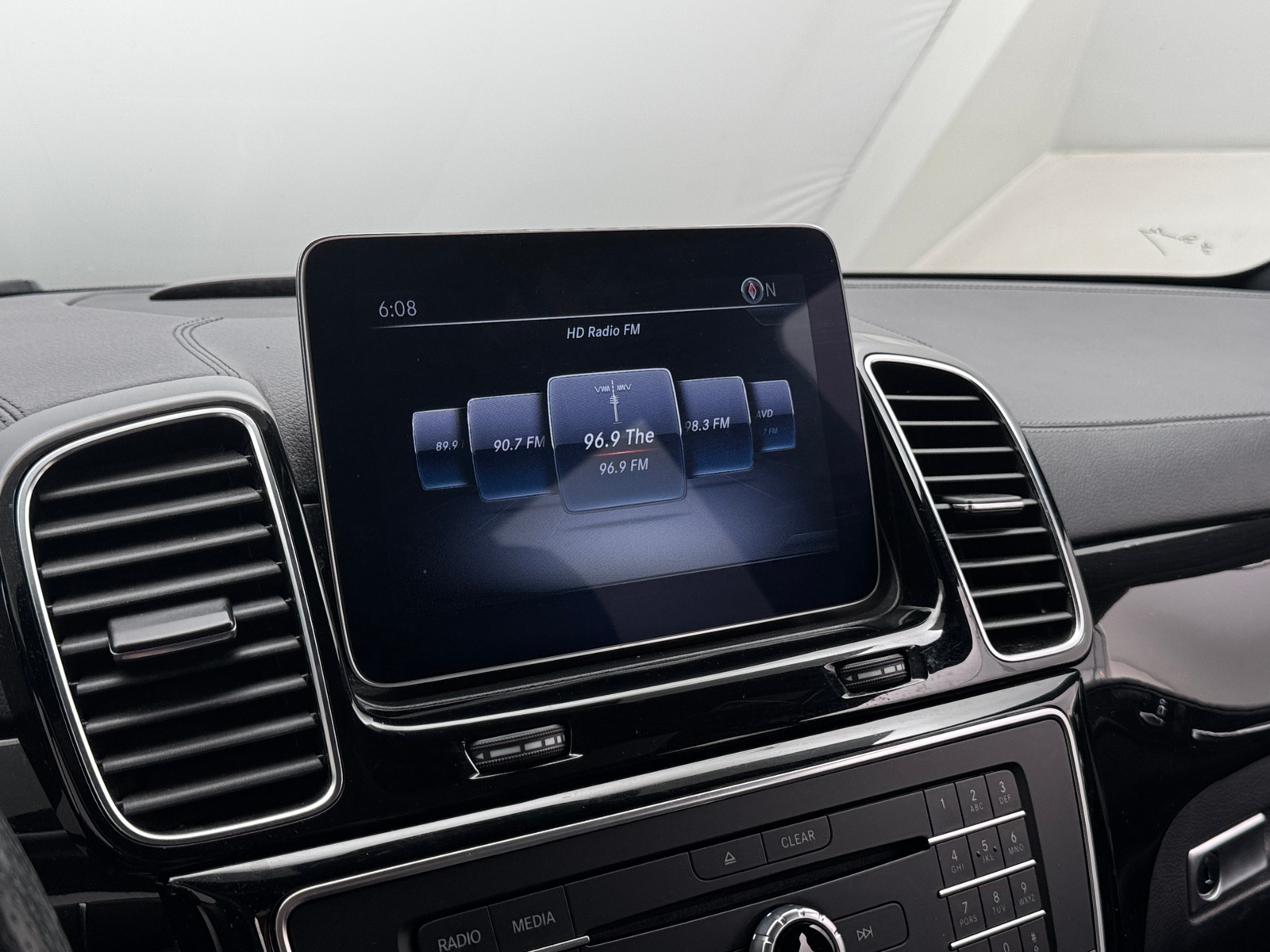 Thumbnail: 2019 Mercedes-Benz GLS - 3