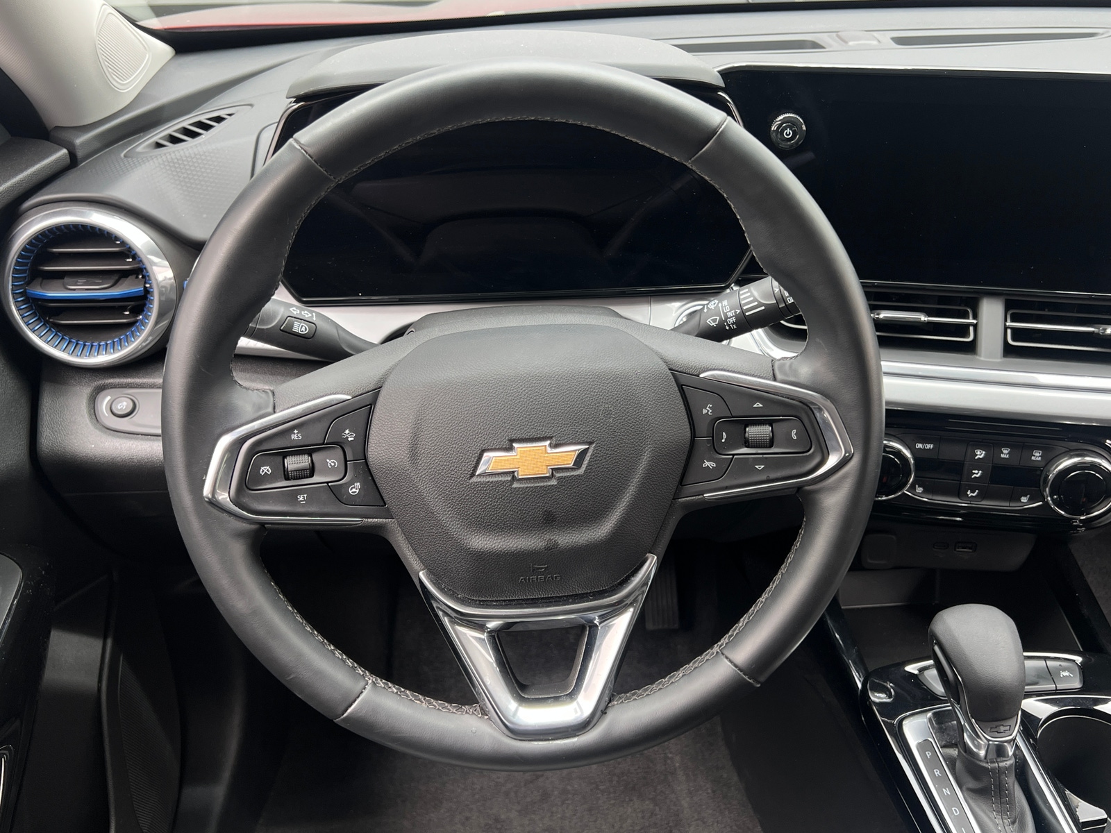 Thumbnail: 2025 Chevrolet Trax - 5
