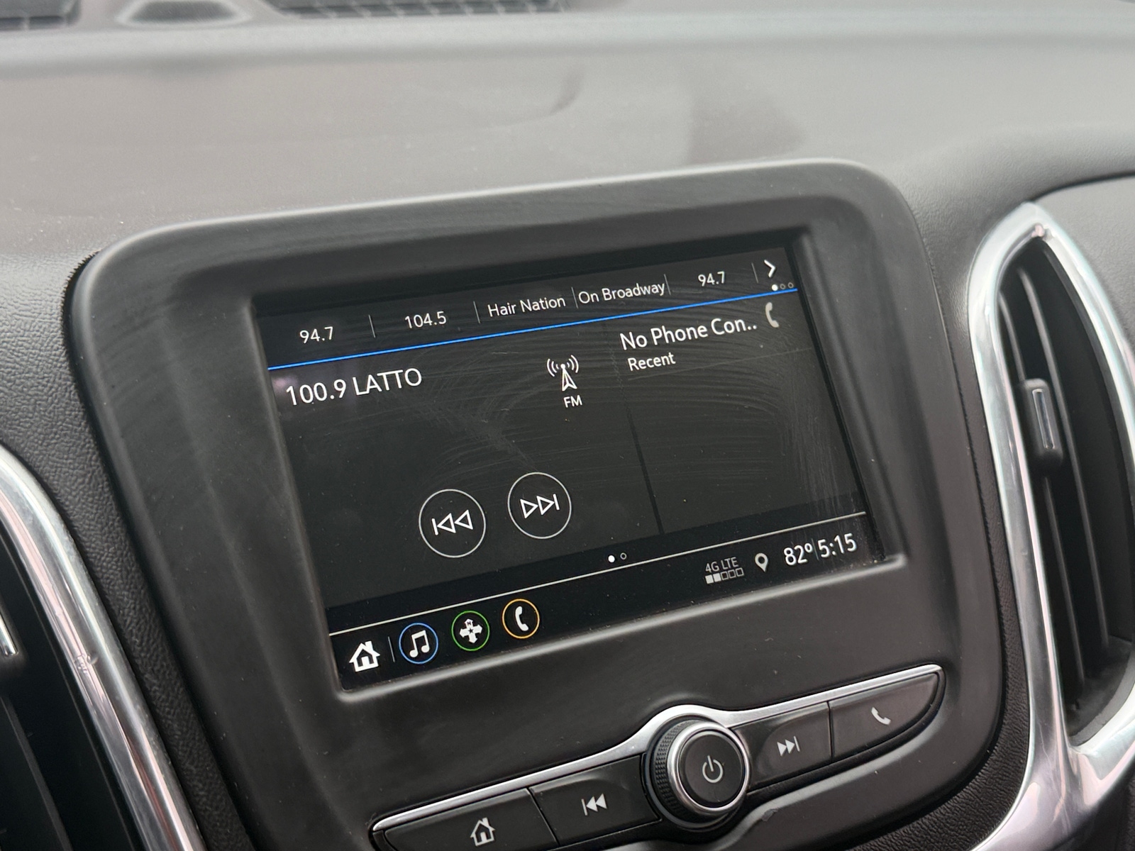 Thumbnail: 2019 Chevrolet Equinox - 4