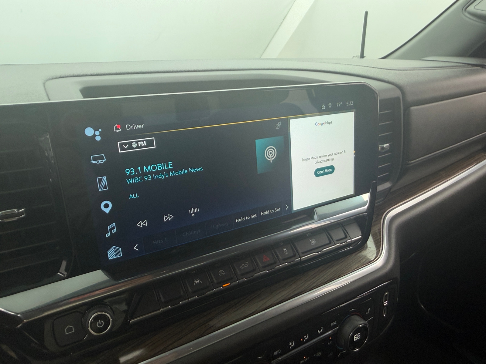 Thumbnail: 2025 Chevrolet Silverado 1500 - 4
