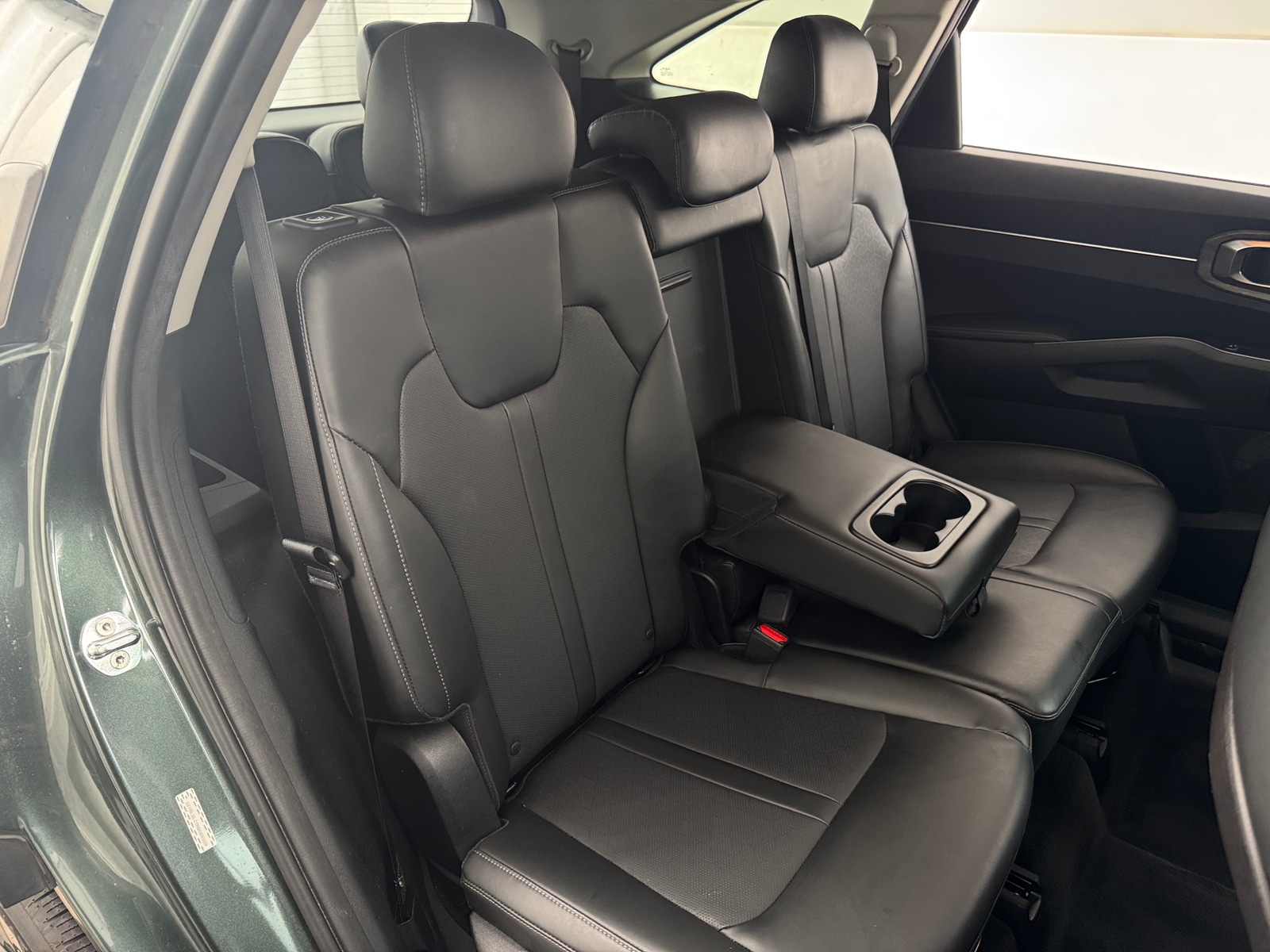 Thumbnail: 2022 Kia Sorento - 5