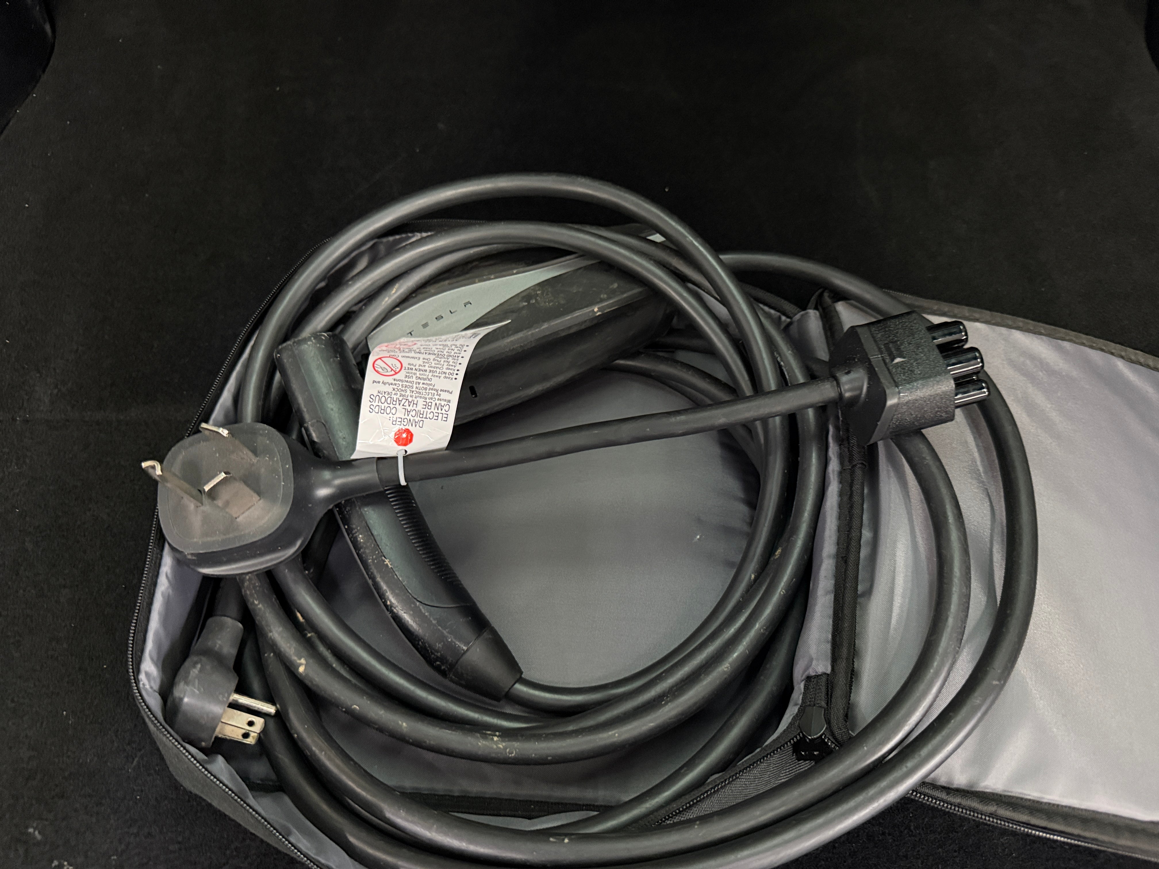 Used 2018 Tesla Model X 75D with VIN 5YJXCDE22JF088902 for sale in Auburn, WA