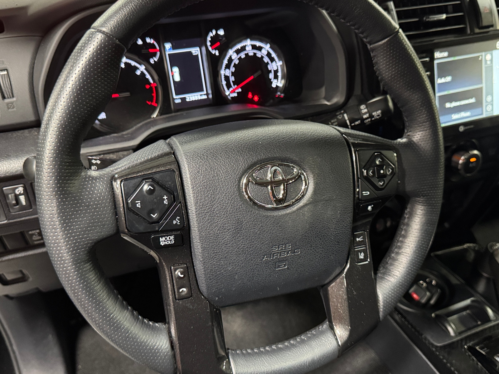 Thumbnail: 2024 Toyota 4Runner - 4