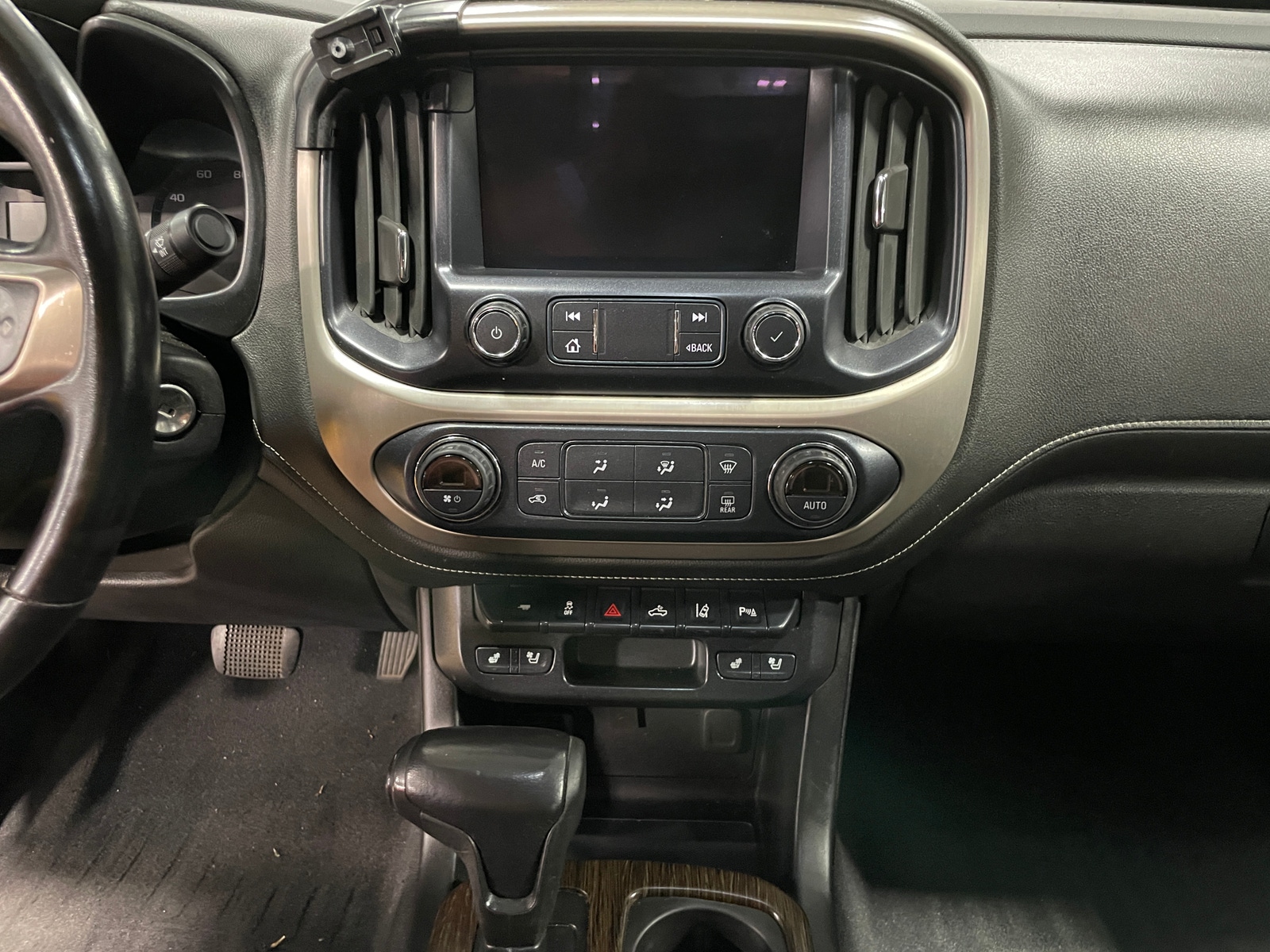 Thumbnail: 2020 GMC Canyon - 3
