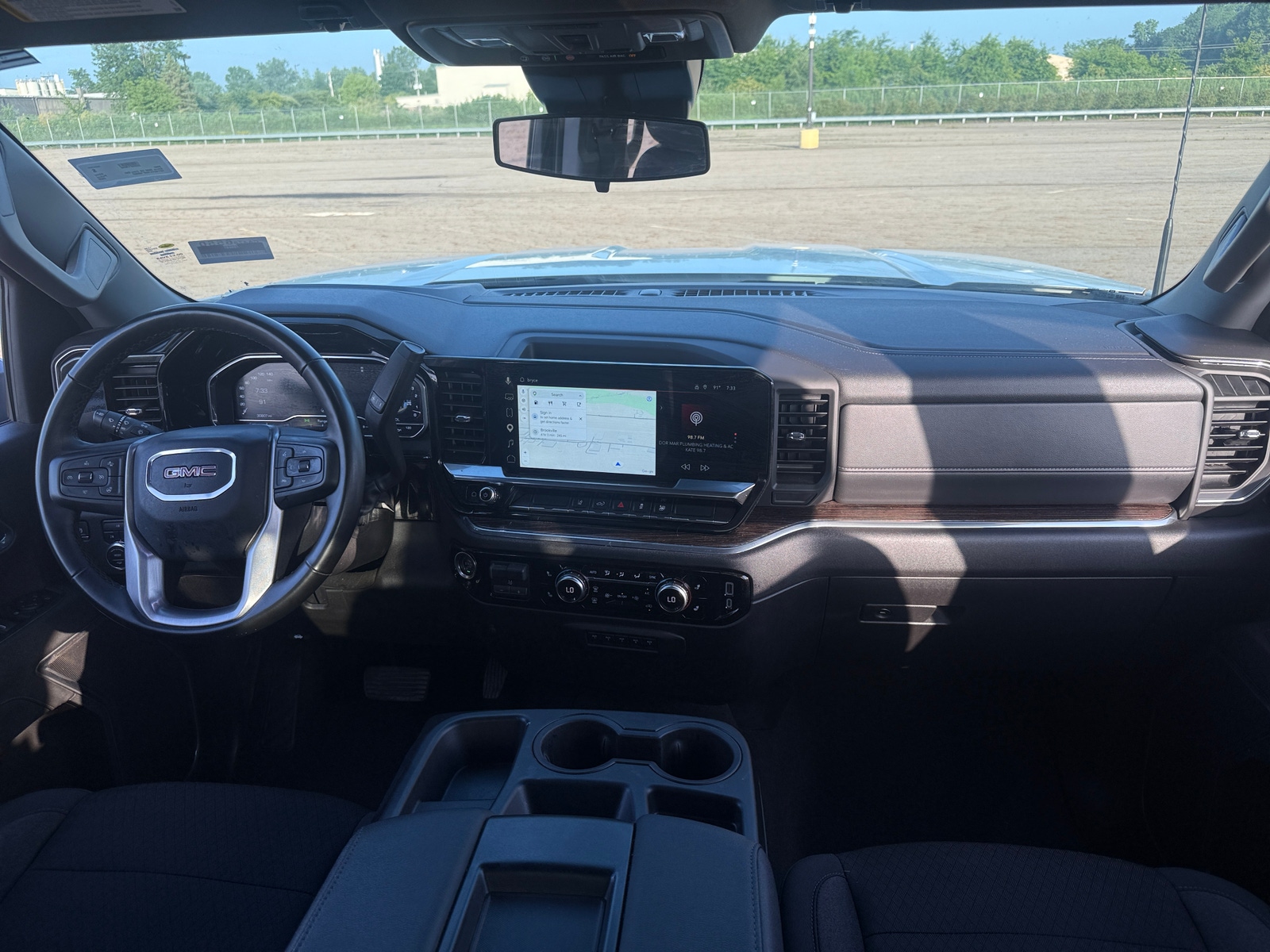 Thumbnail: 2025 GMC Sierra 3500 - 3