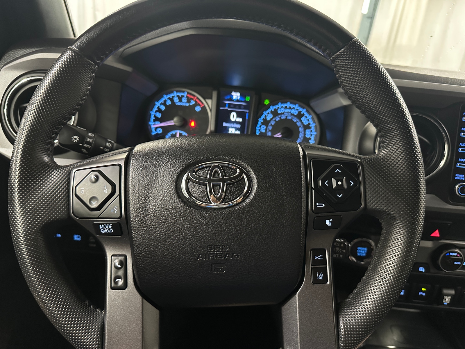 Thumbnail: 2021 Toyota Tacoma - 5