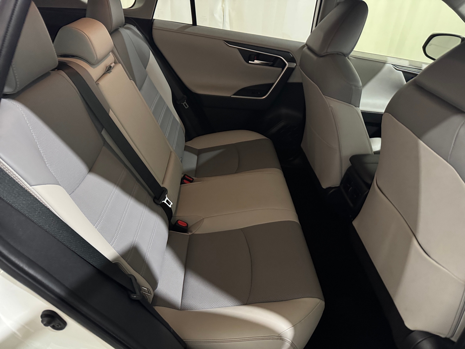 Thumbnail: 2020 Toyota RAV4 - 5