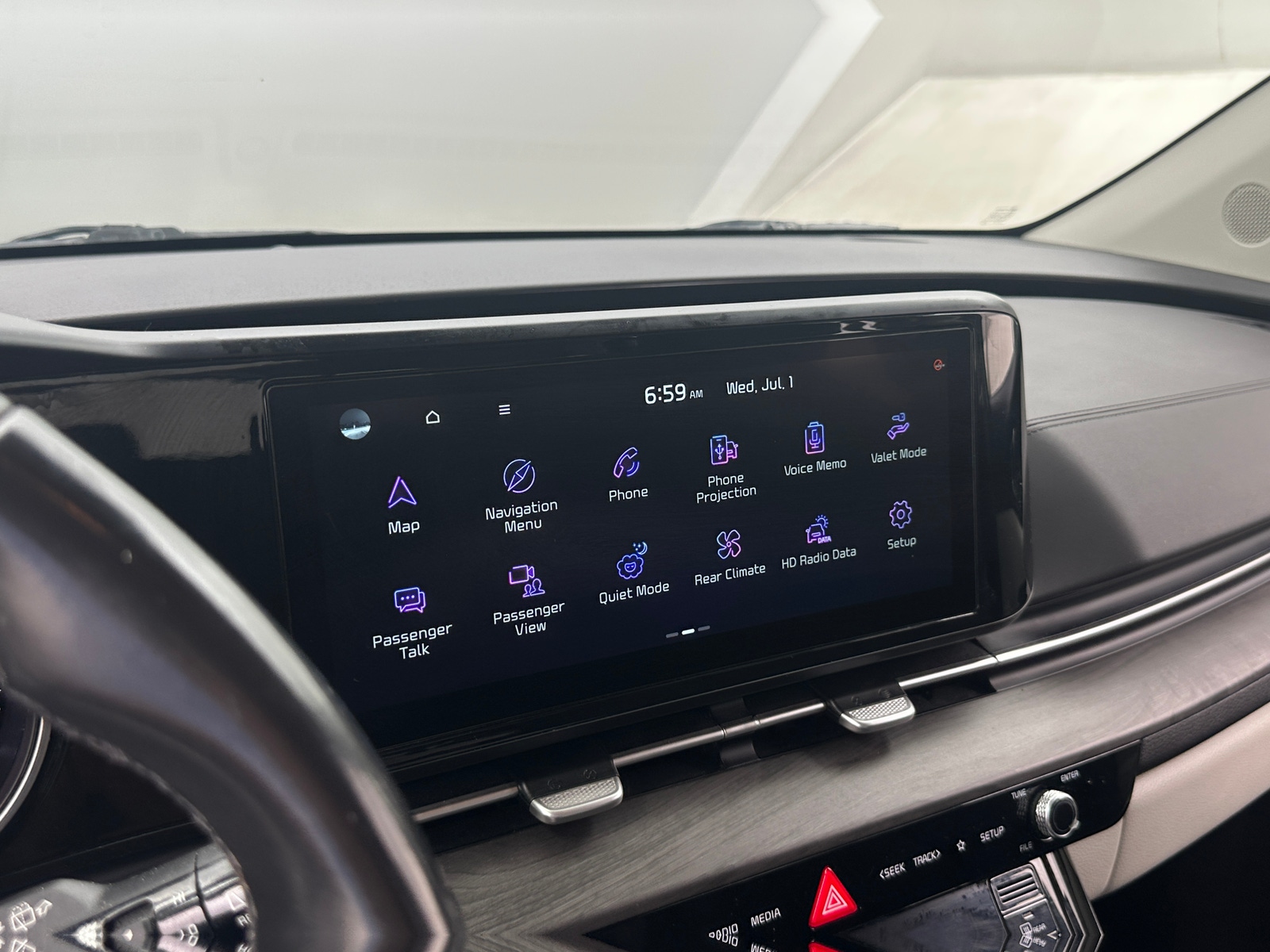 Thumbnail: 2024 Kia Carnival - 3