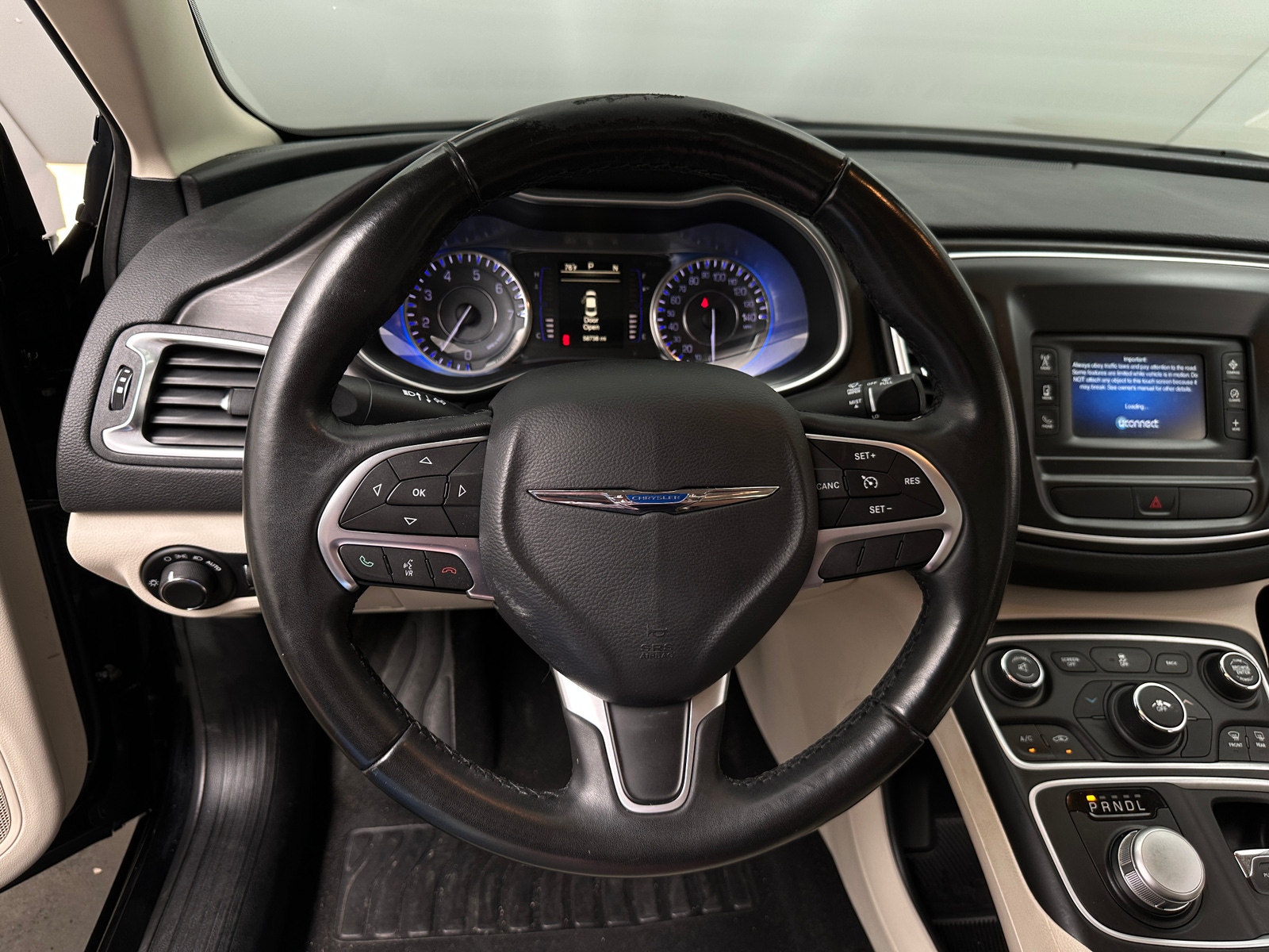 Thumbnail: 2017 Chrysler 200 - 5