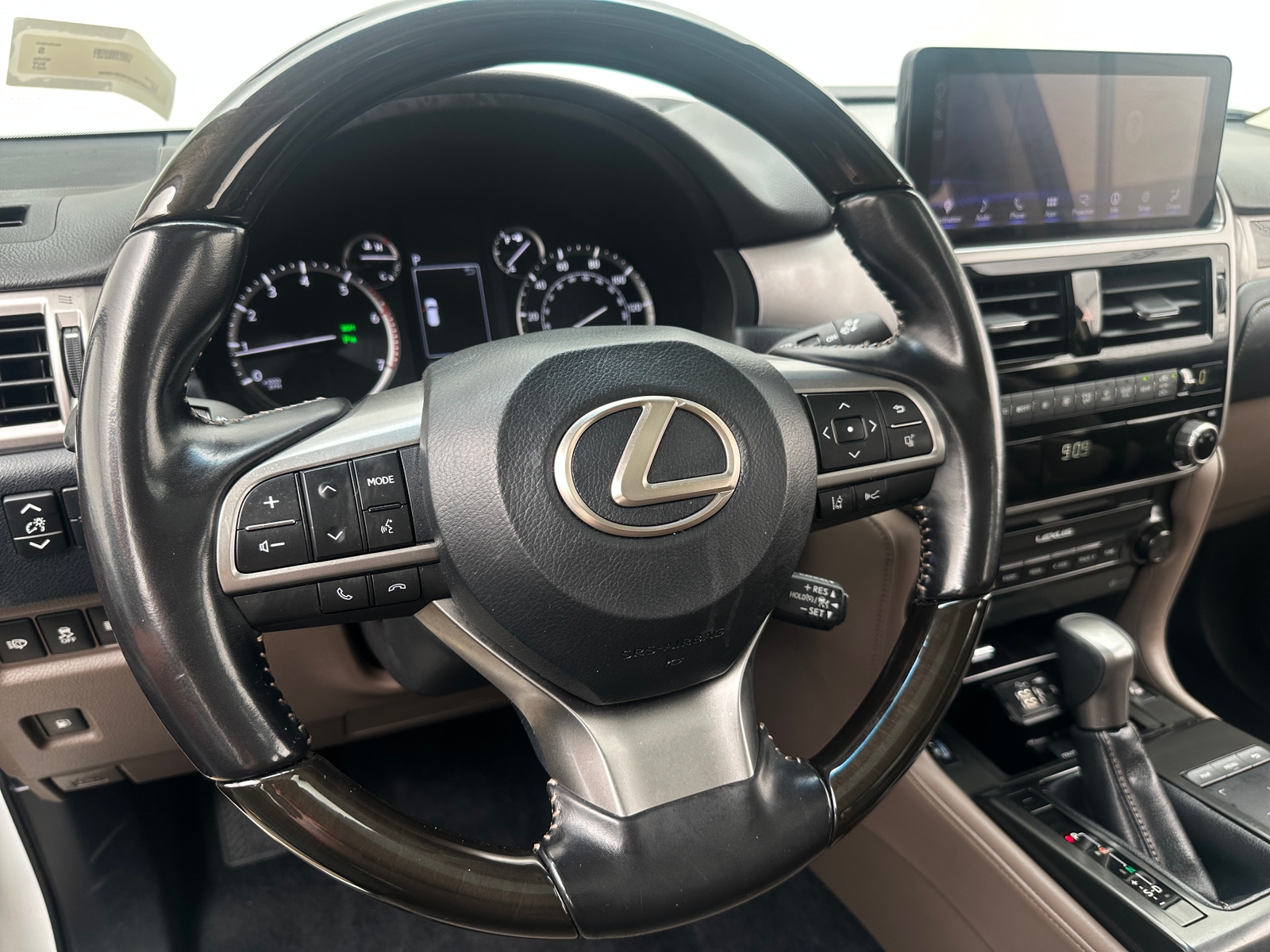 Thumbnail: 2022 Lexus GX - 4
