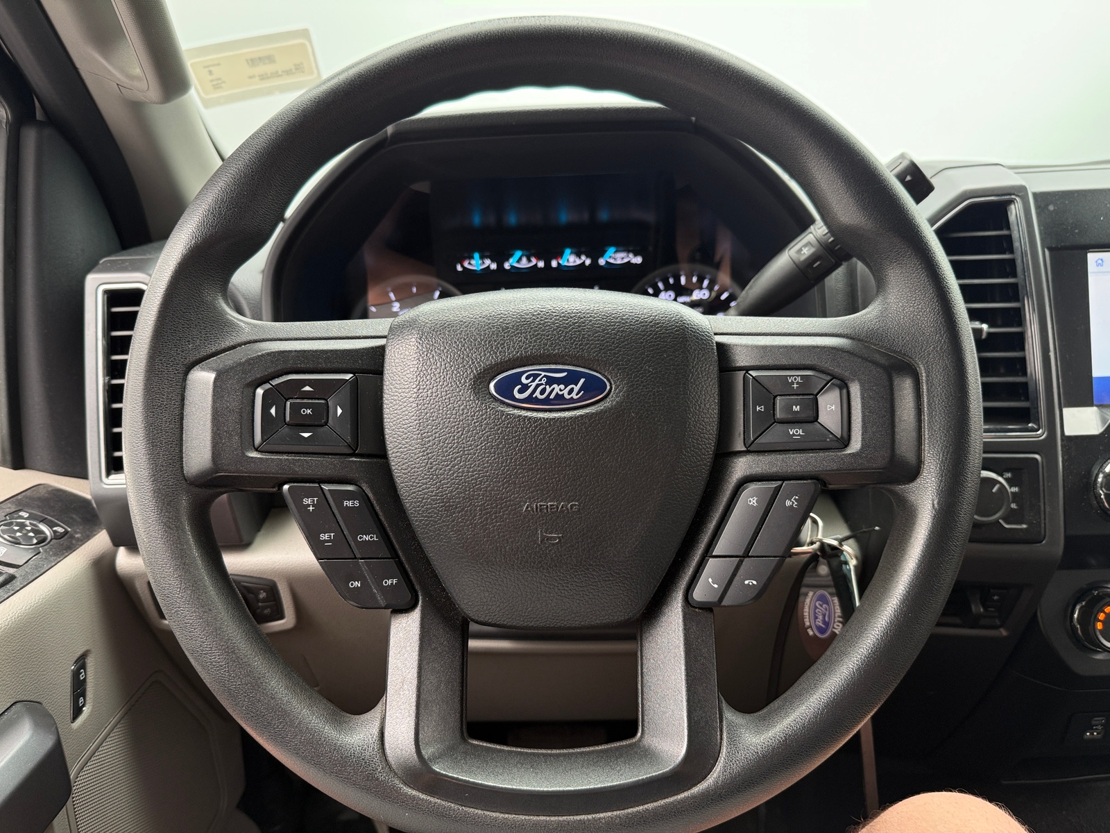 Thumbnail: 2022 Ford Econoline - 5