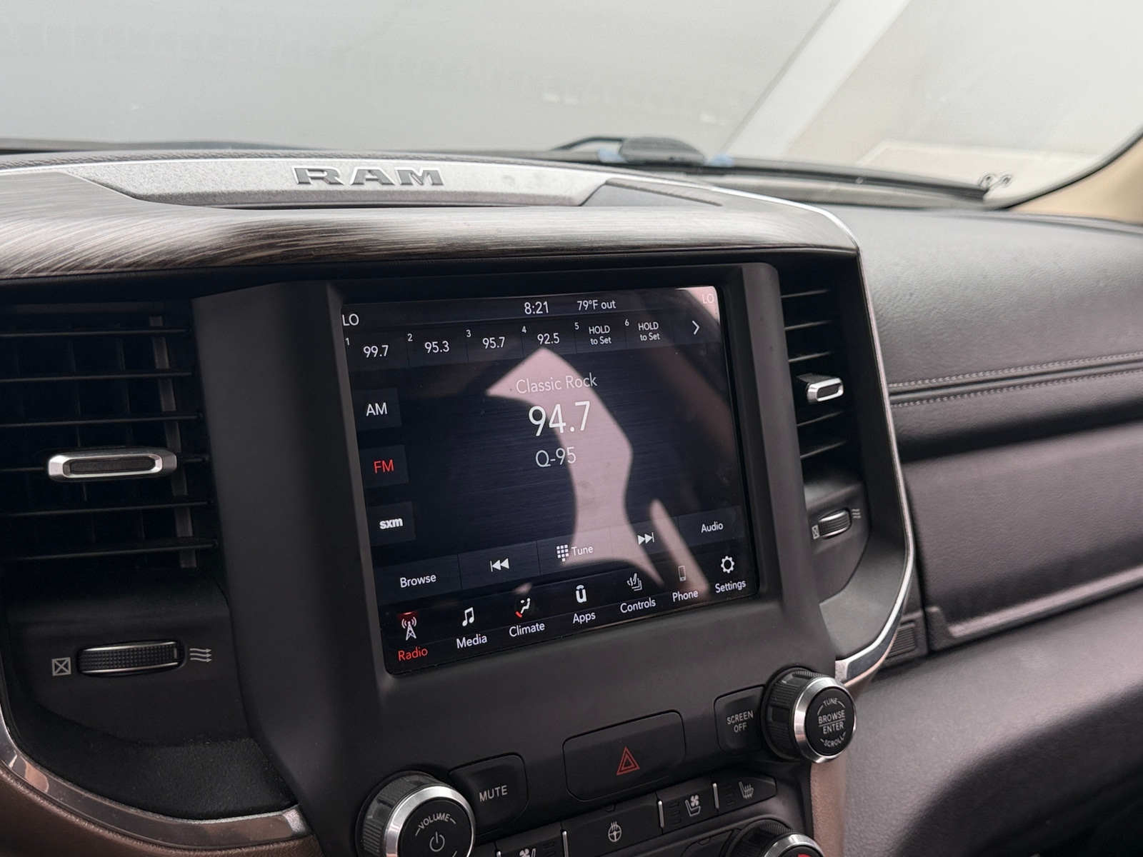 Thumbnail: 2019 RAM 1500 - 3