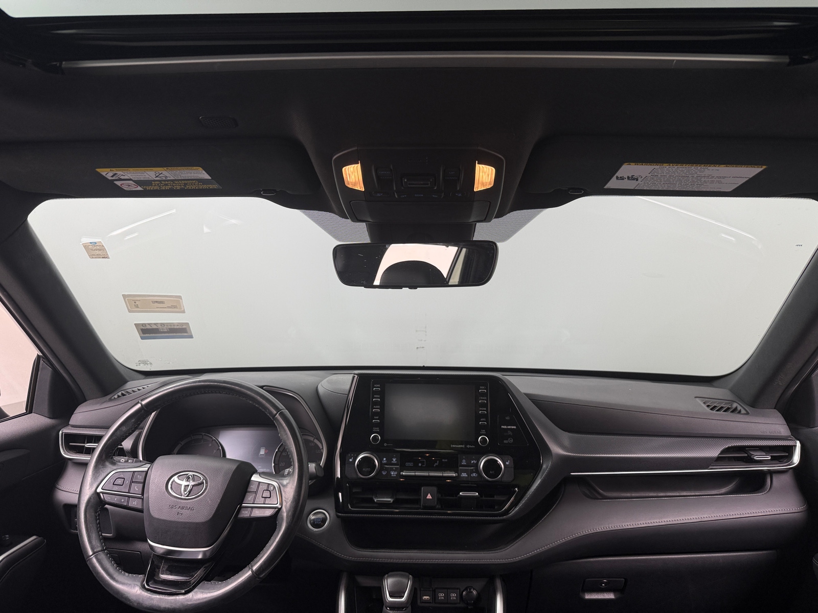 Thumbnail: 2021 Toyota Highlander - 3