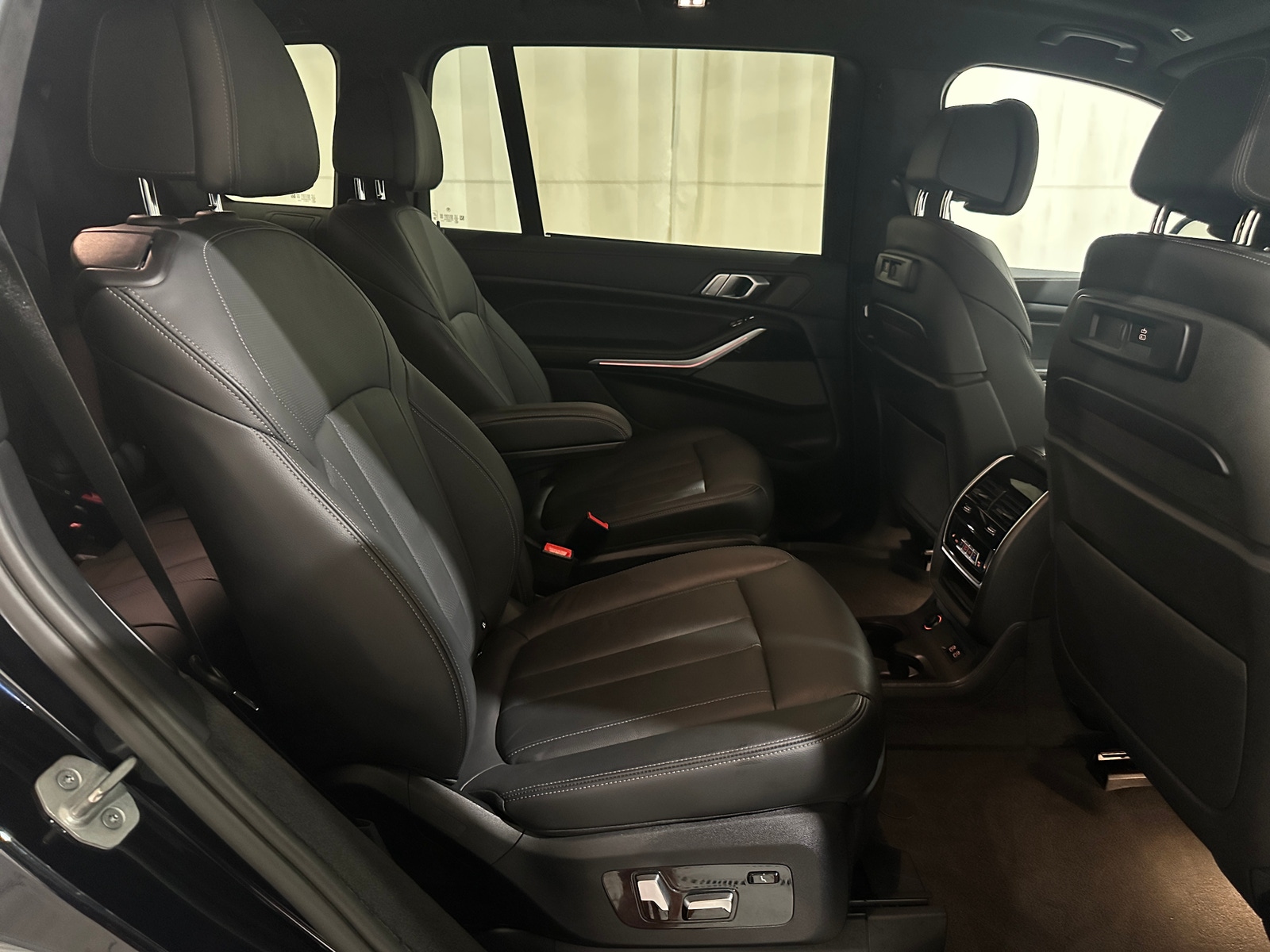 Thumbnail: 2021 BMW X7 - 5