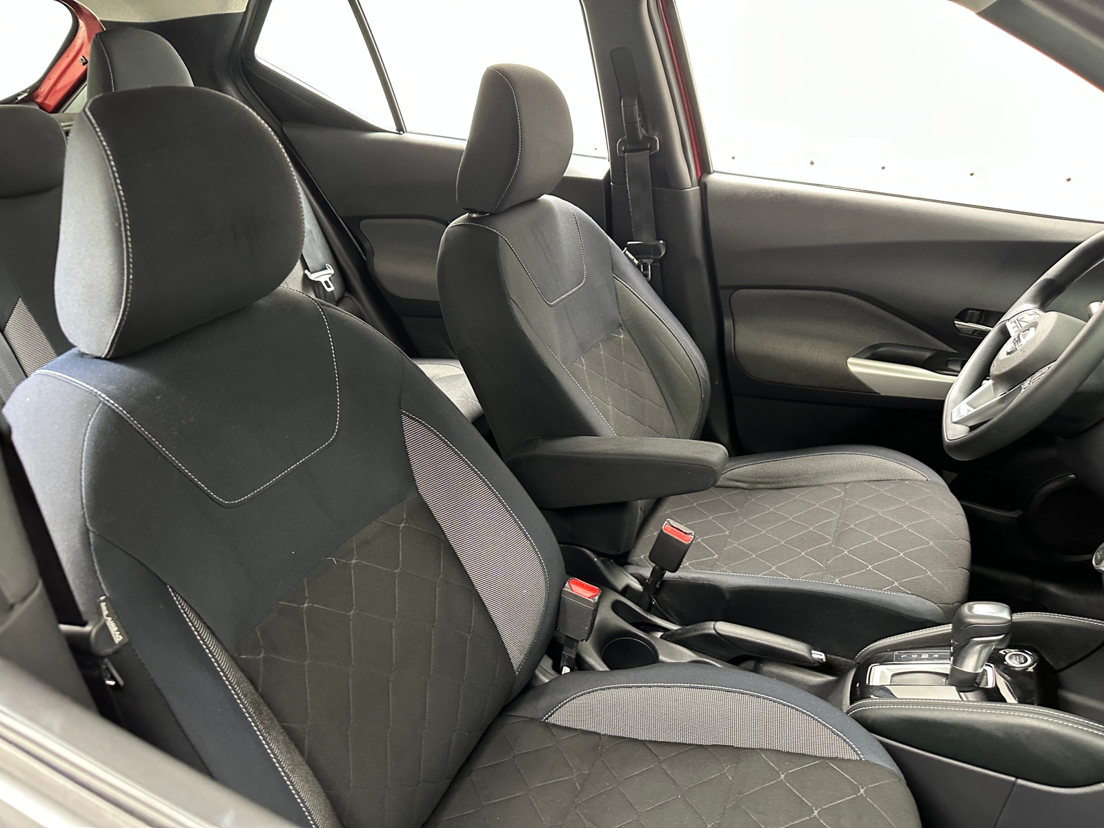 Thumbnail: 2018 Nissan Kicks - 2