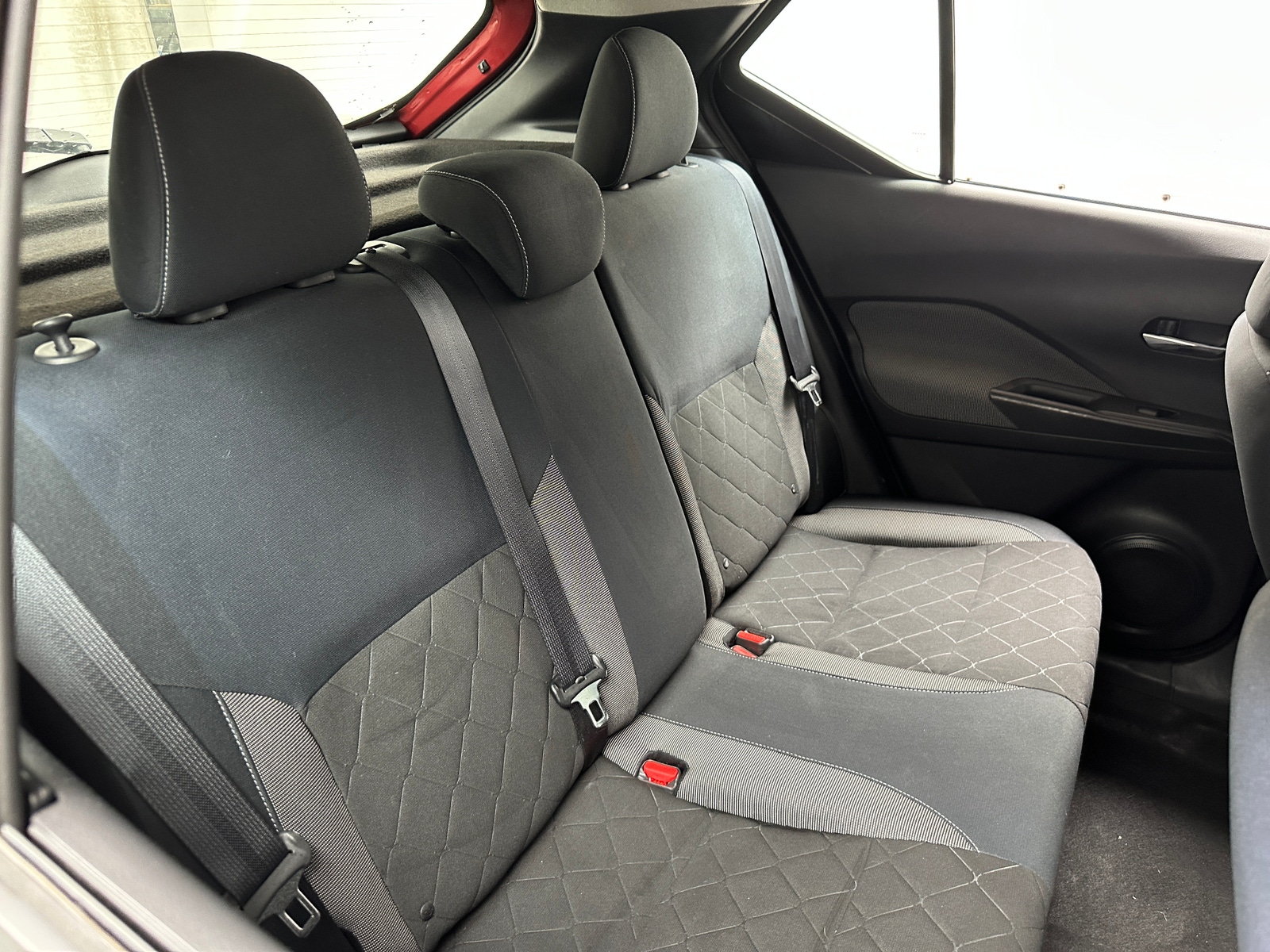 Thumbnail: 2018 Nissan Kicks - 6