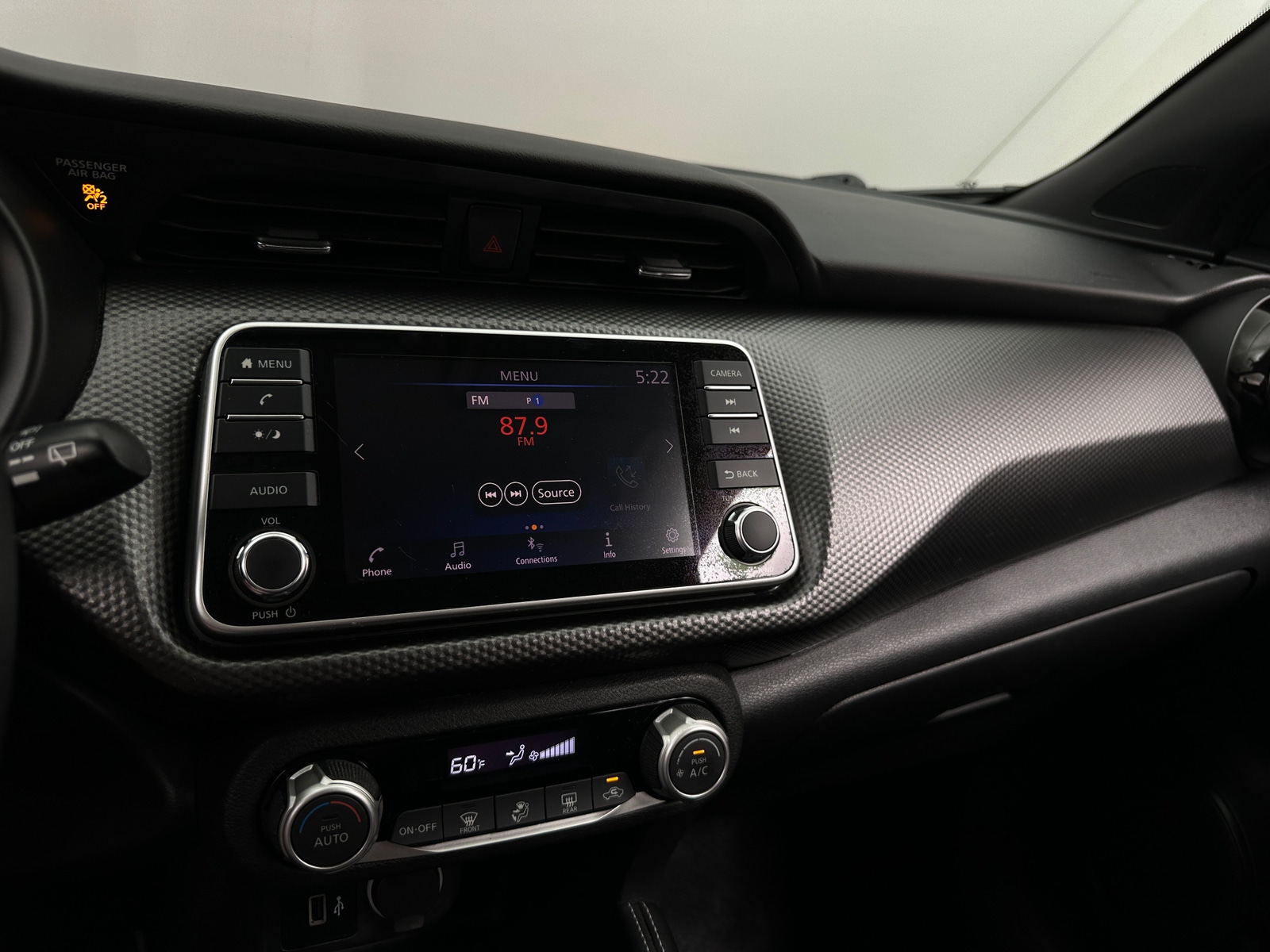 Thumbnail: 2018 Nissan Kicks - 4
