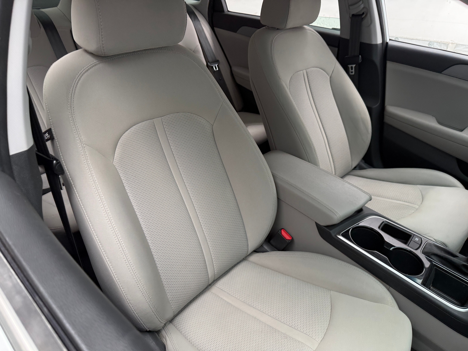 Thumbnail: 2019 Hyundai Sonata - 2