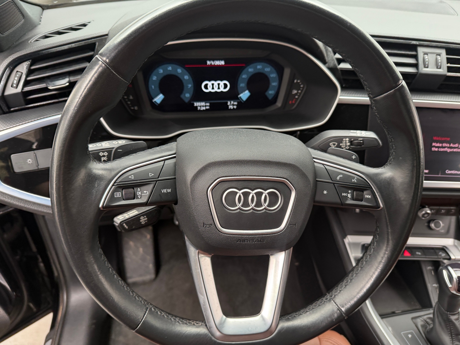 Thumbnail: 2022 Audi Q3 - 4