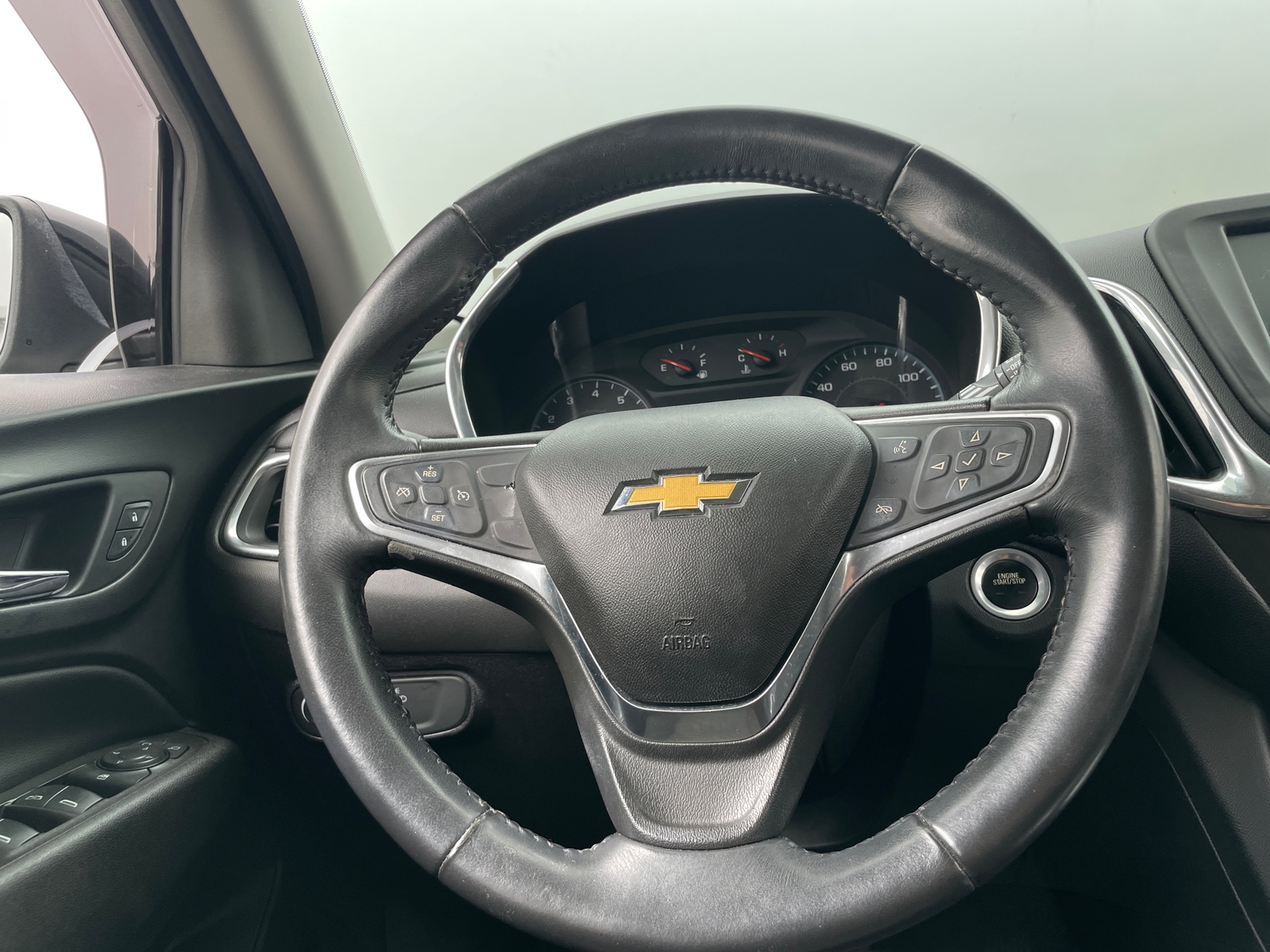 Thumbnail: 2018 Chevrolet Equinox - 5
