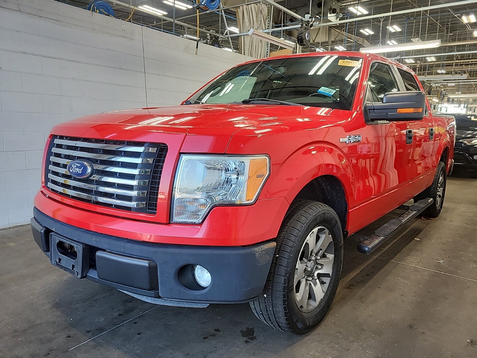 2012 Ford F-150 2WD Supercrew 145" XLT