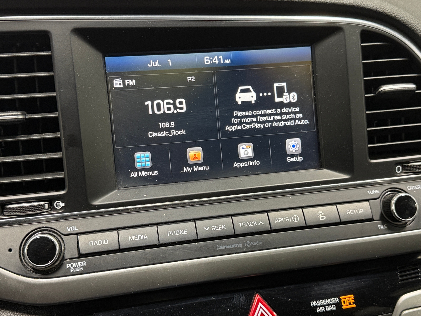 Thumbnail: 2017 Hyundai Elantra - 3