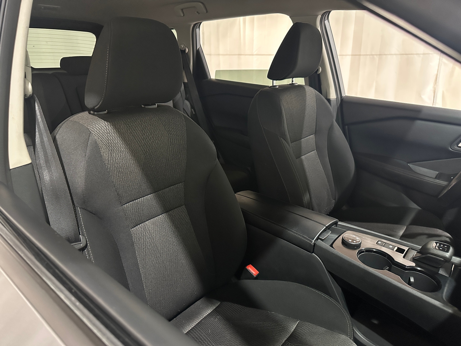 Thumbnail: 2025 Nissan Rogue - 2