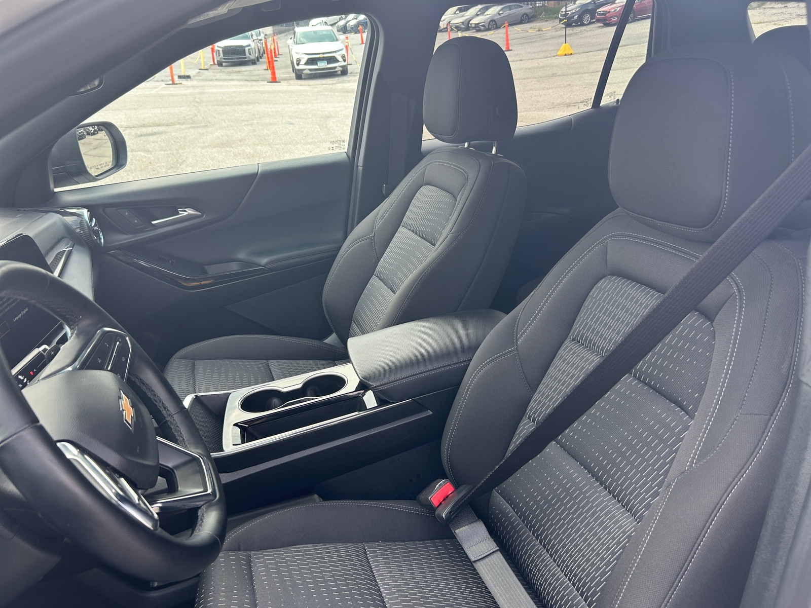 Thumbnail: 2025 Chevrolet Equinox - 2