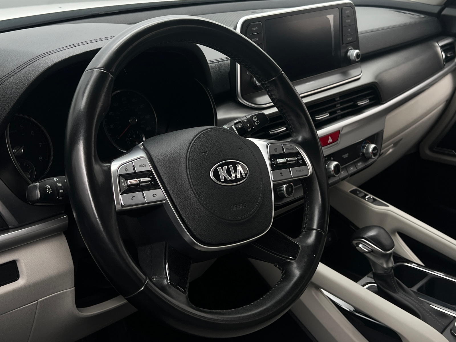 Thumbnail: 2020 Kia Telluride - 4