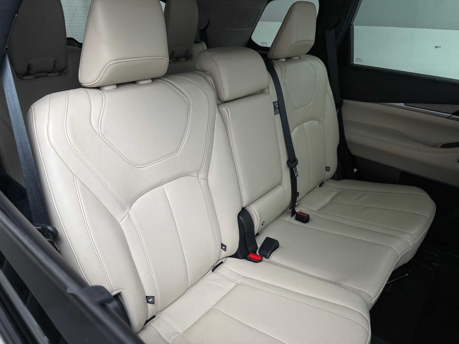 Thumbnail: 2023 INFINITI QX60 - 5