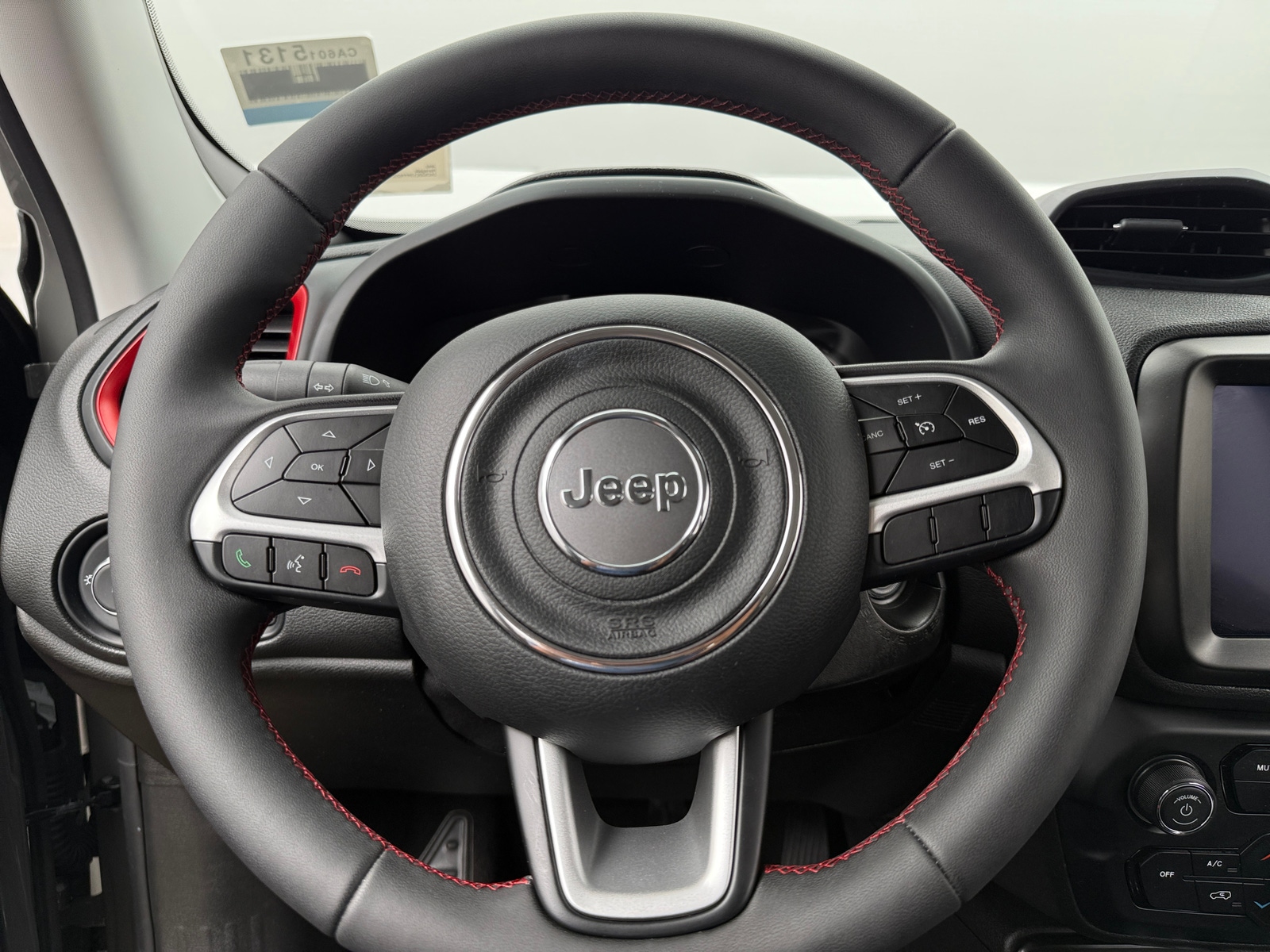 Thumbnail: 2023 Jeep Renegade - 5
