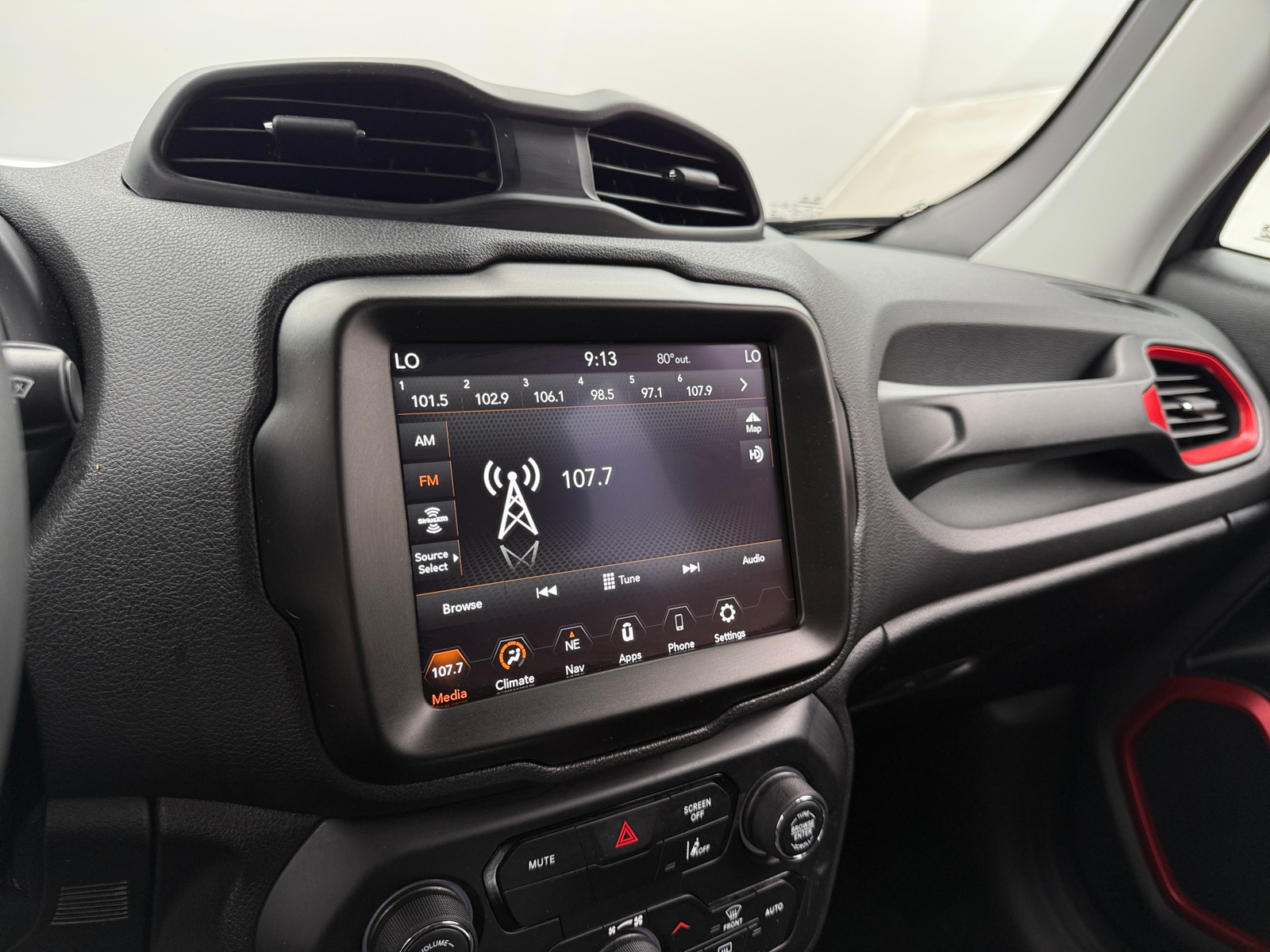 Thumbnail: 2023 Jeep Renegade - 4
