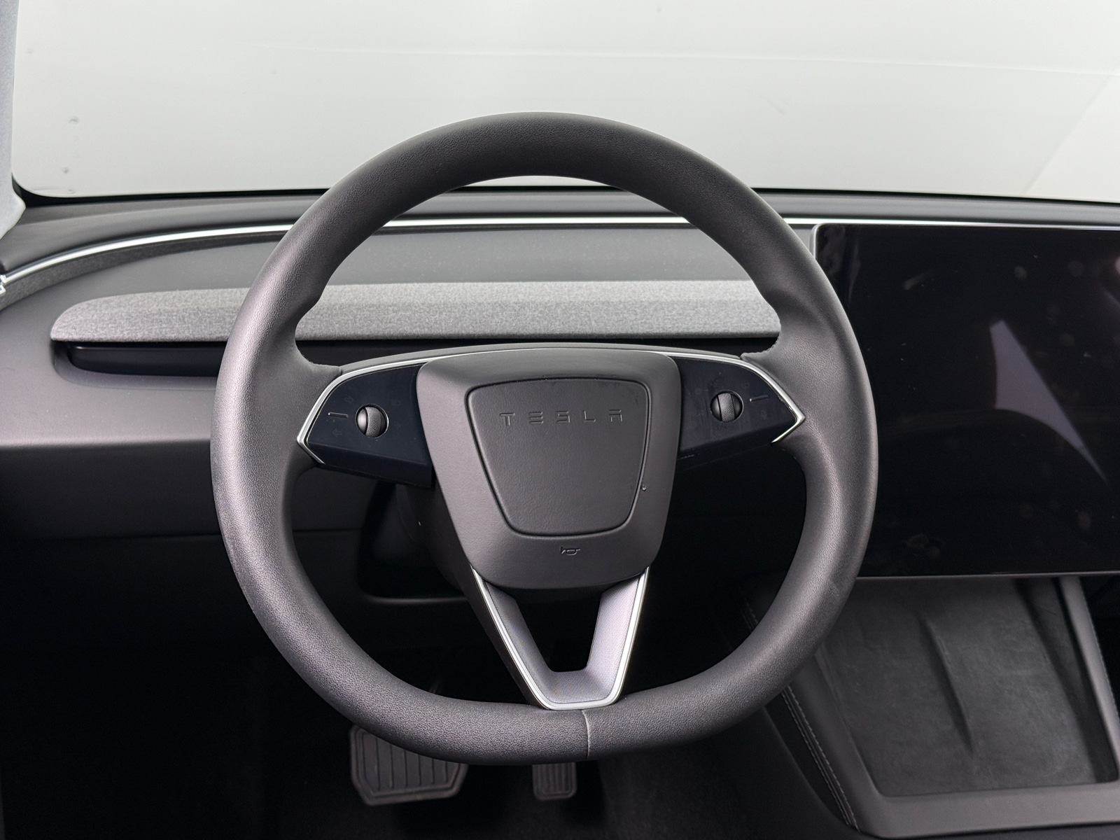 Thumbnail: 2025 Tesla Model 3 - 4